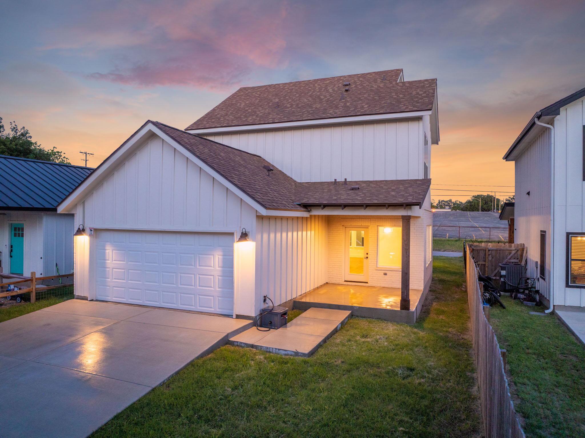 182 W Torrey St, New Braunfels, TX 78130
