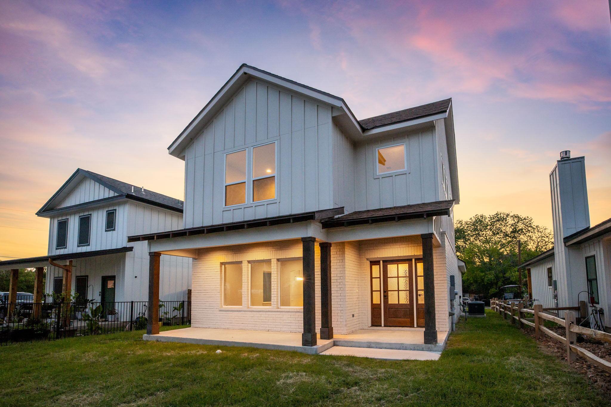 182 W Torrey St, New Braunfels, TX 78130