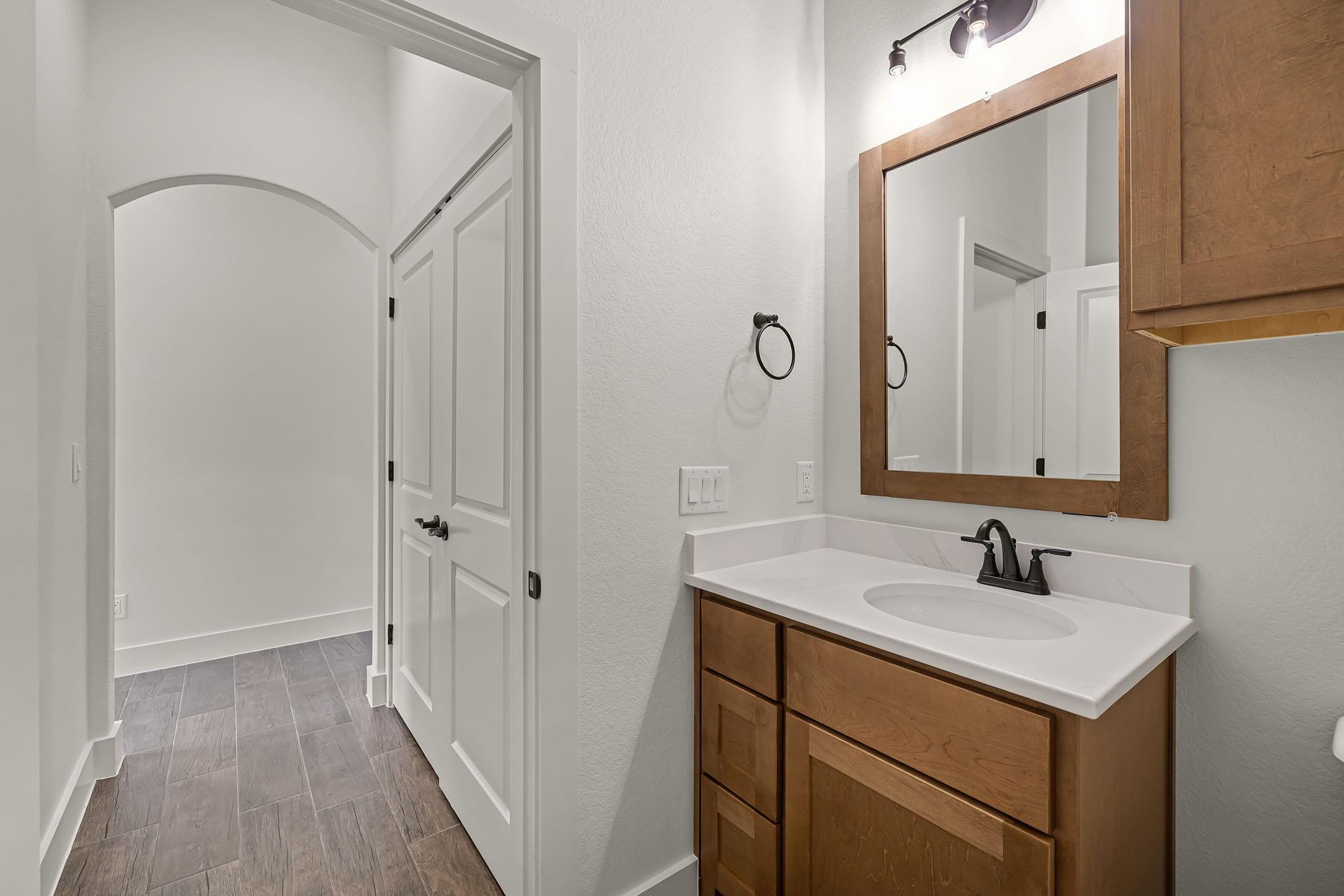 182 W Torrey St, New Braunfels, TX 78130