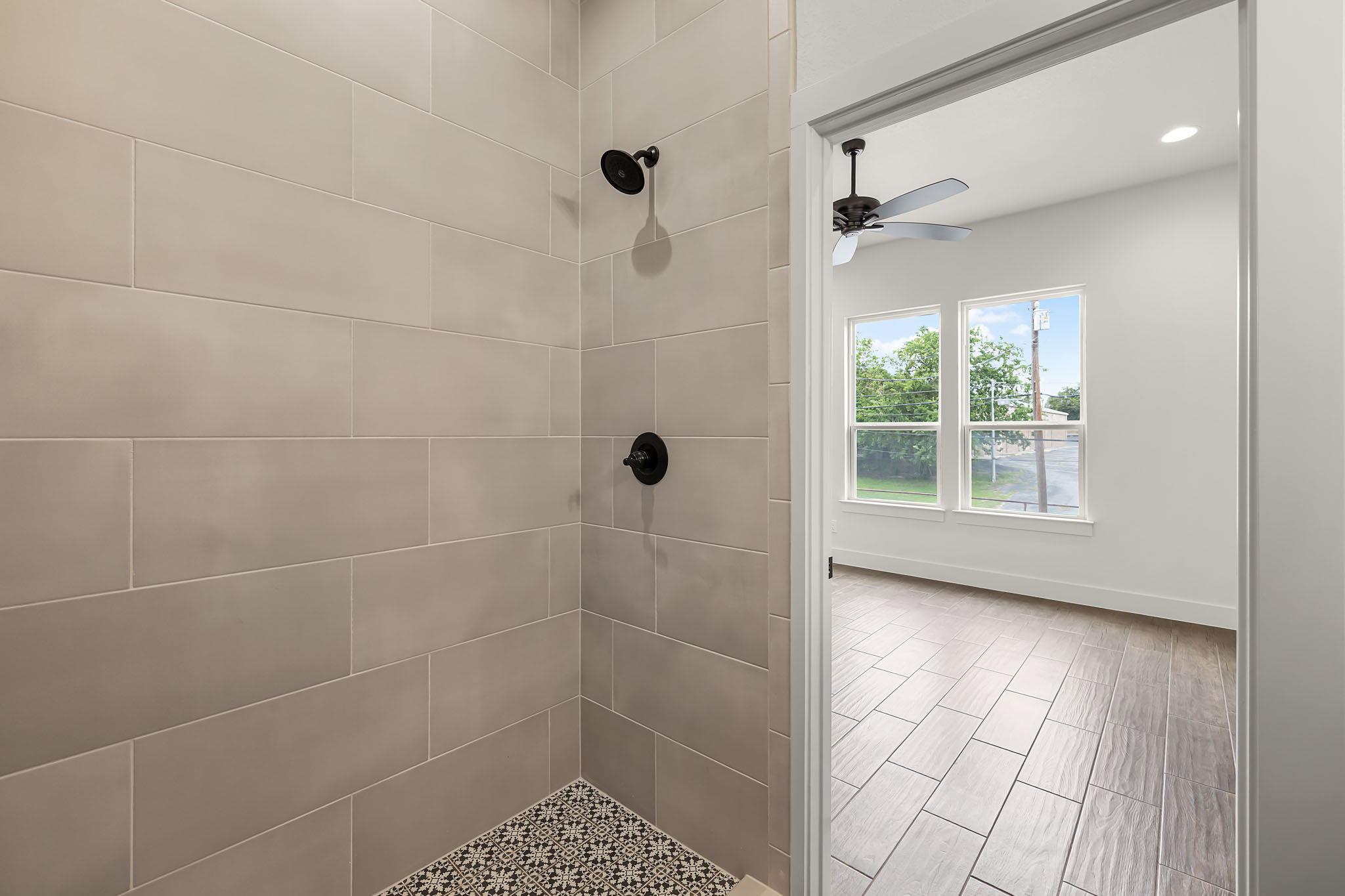 182 W Torrey St, New Braunfels, TX 78130