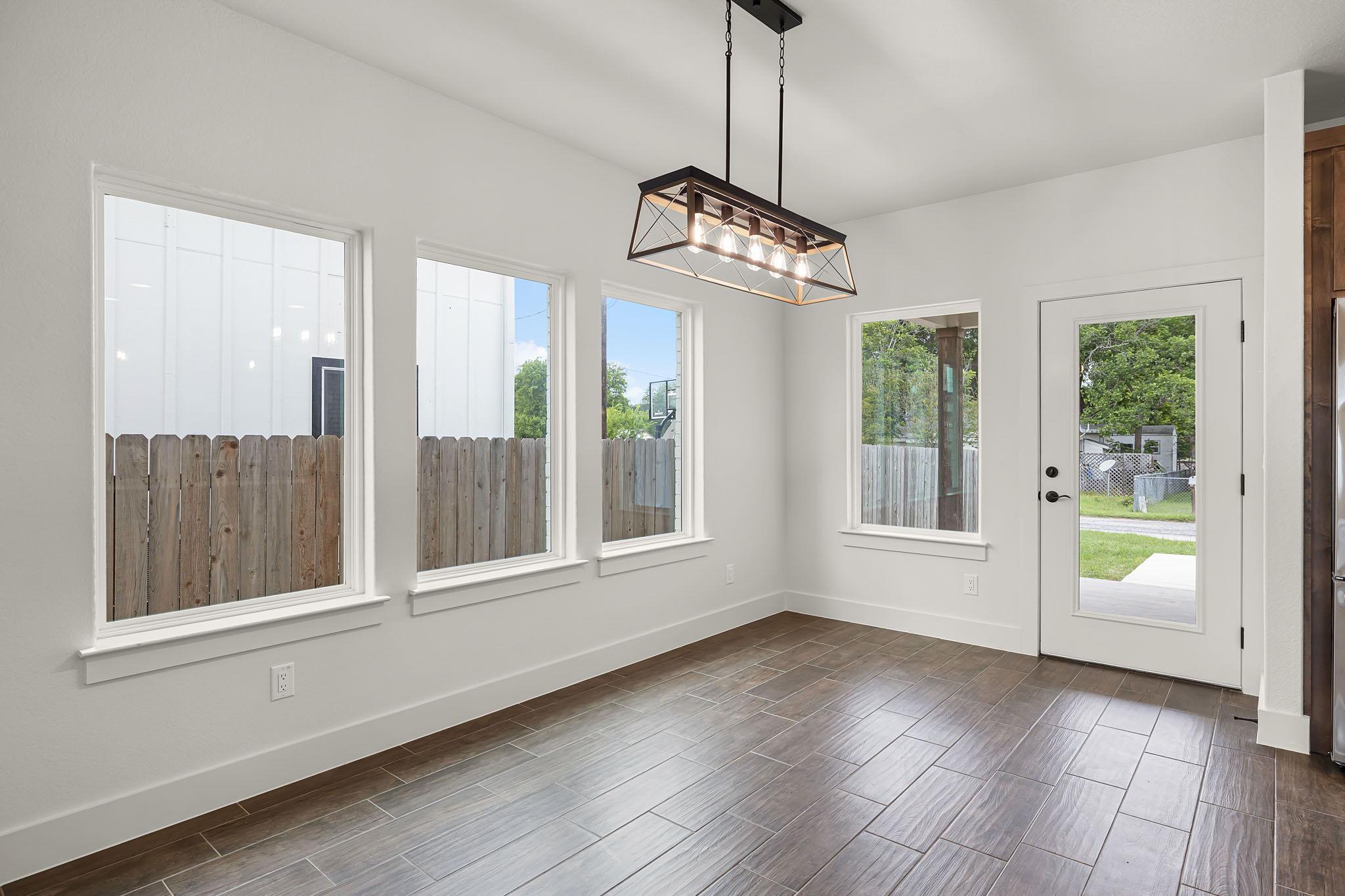 182 W Torrey St, New Braunfels, TX 78130