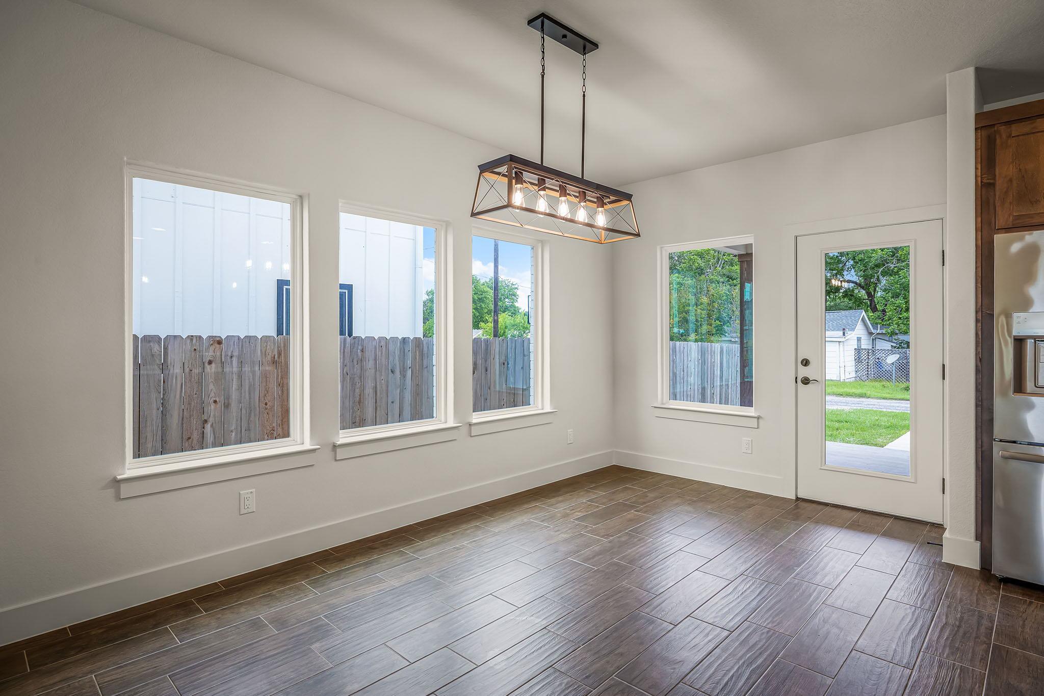 182 W Torrey St, New Braunfels, TX 78130
