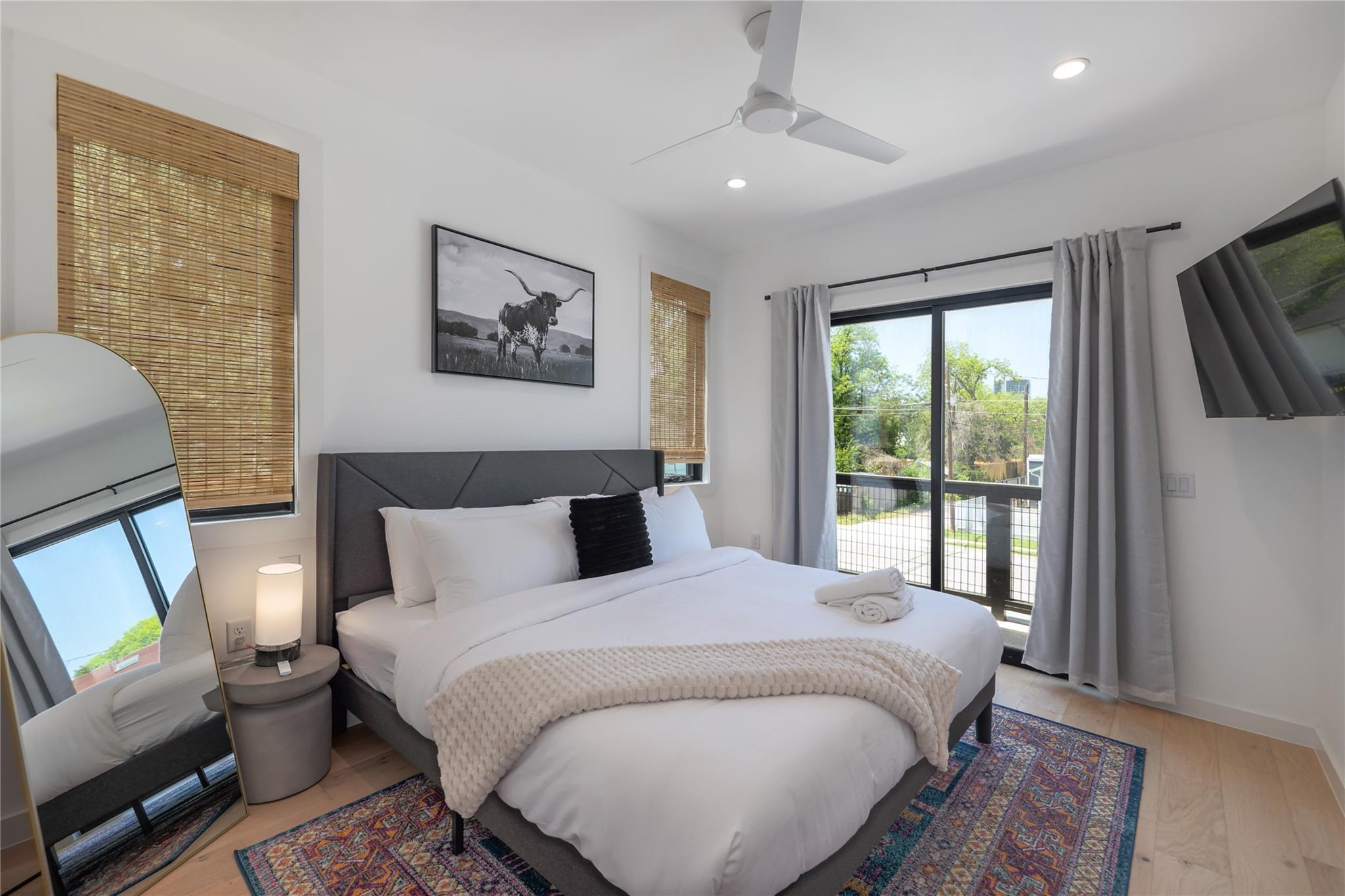 87 Chalmers Ave, Austin, TX 78702