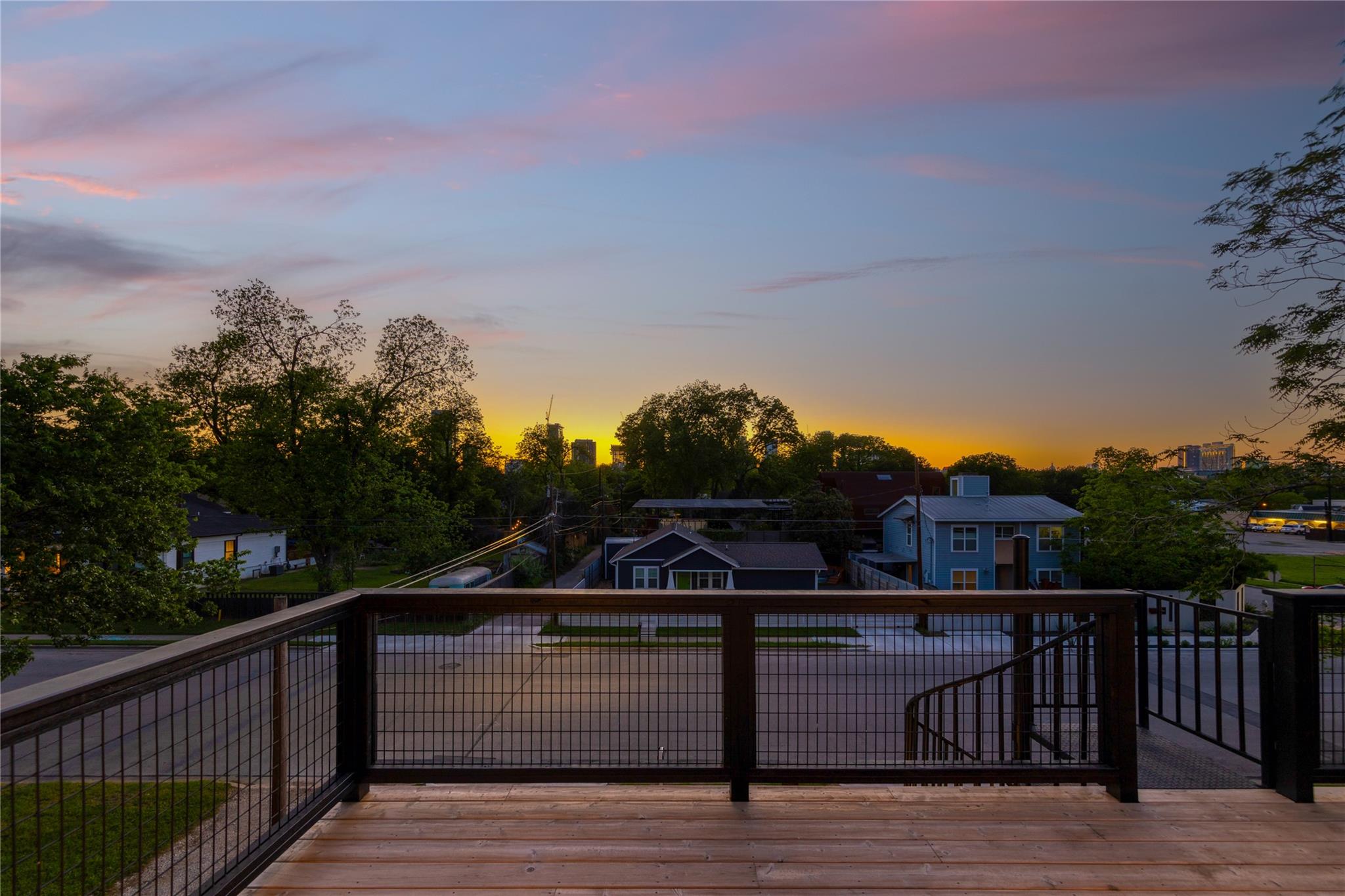 87 Chalmers Ave, Austin, TX 78702