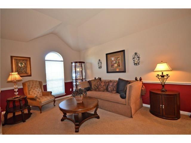 2411 Stagecoach Bnd, Leander, TX 78641