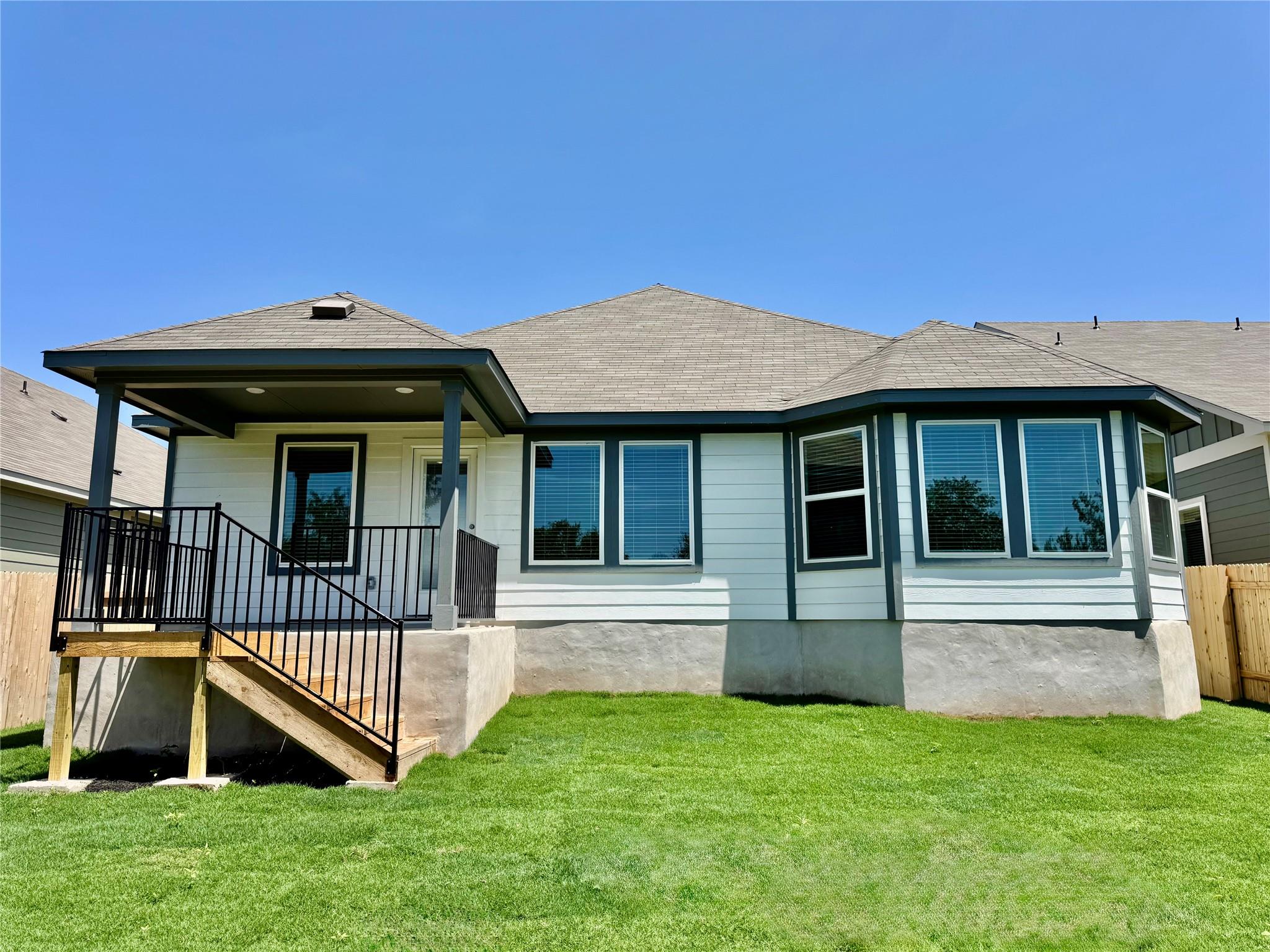 137 Bonnellis Roost, Cedar Creek, TX 78612
