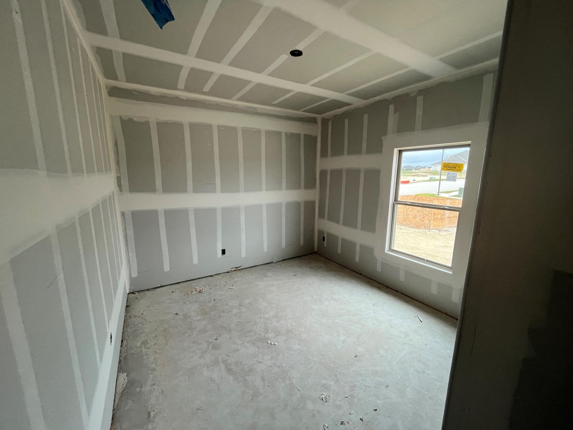 100 Dove Lndg, Jarrell, TX 76537