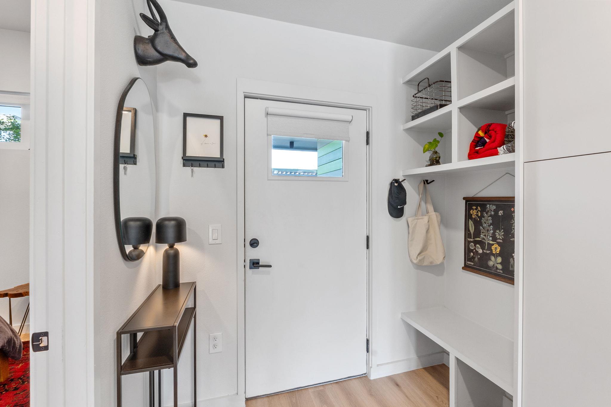 4004 Banister Ln # 105, Austin, TX 78704