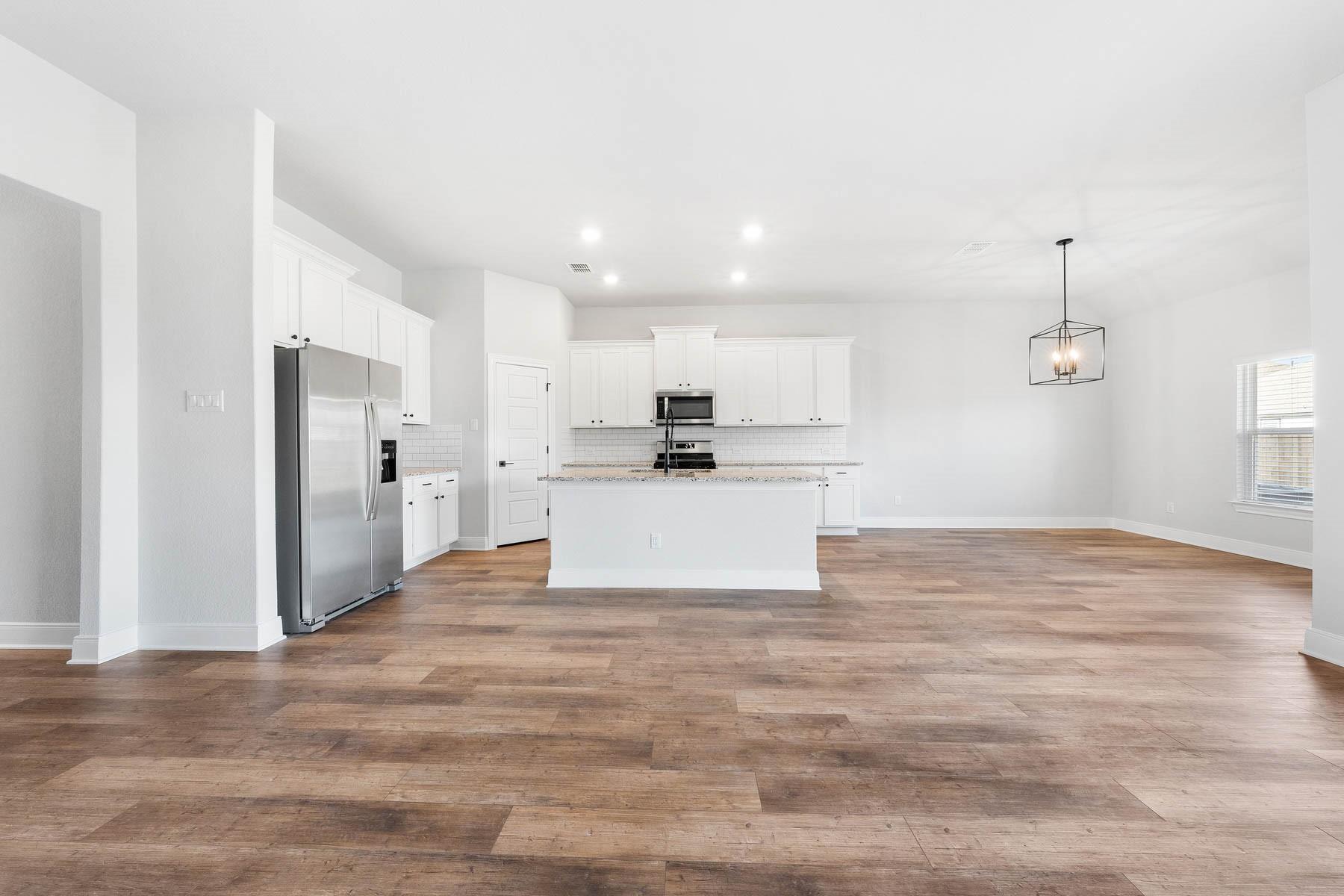 313 Lt John Decker Dr, San Marcos, TX 78666
