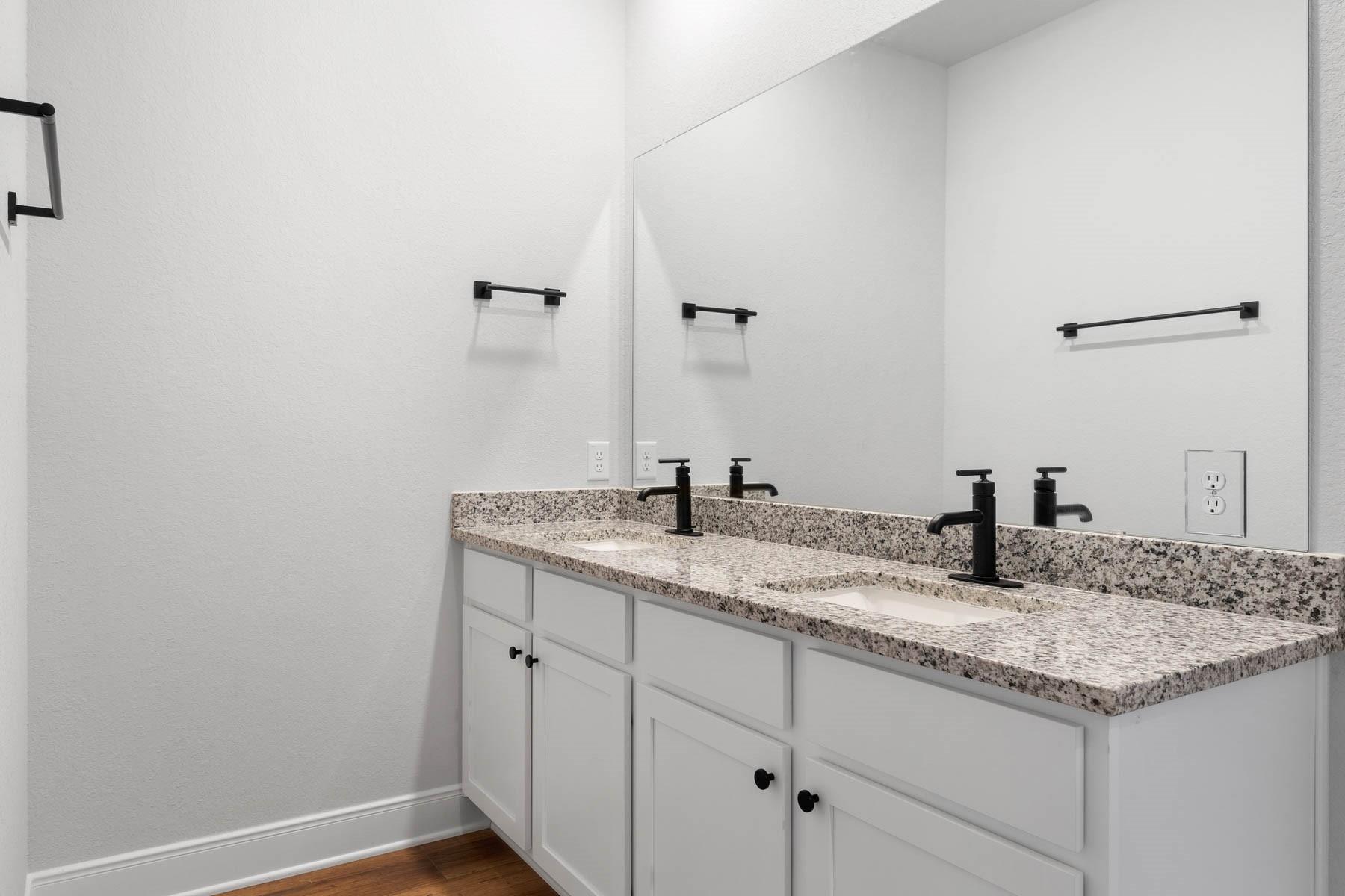 313 Lt John Decker Dr, San Marcos, TX 78666