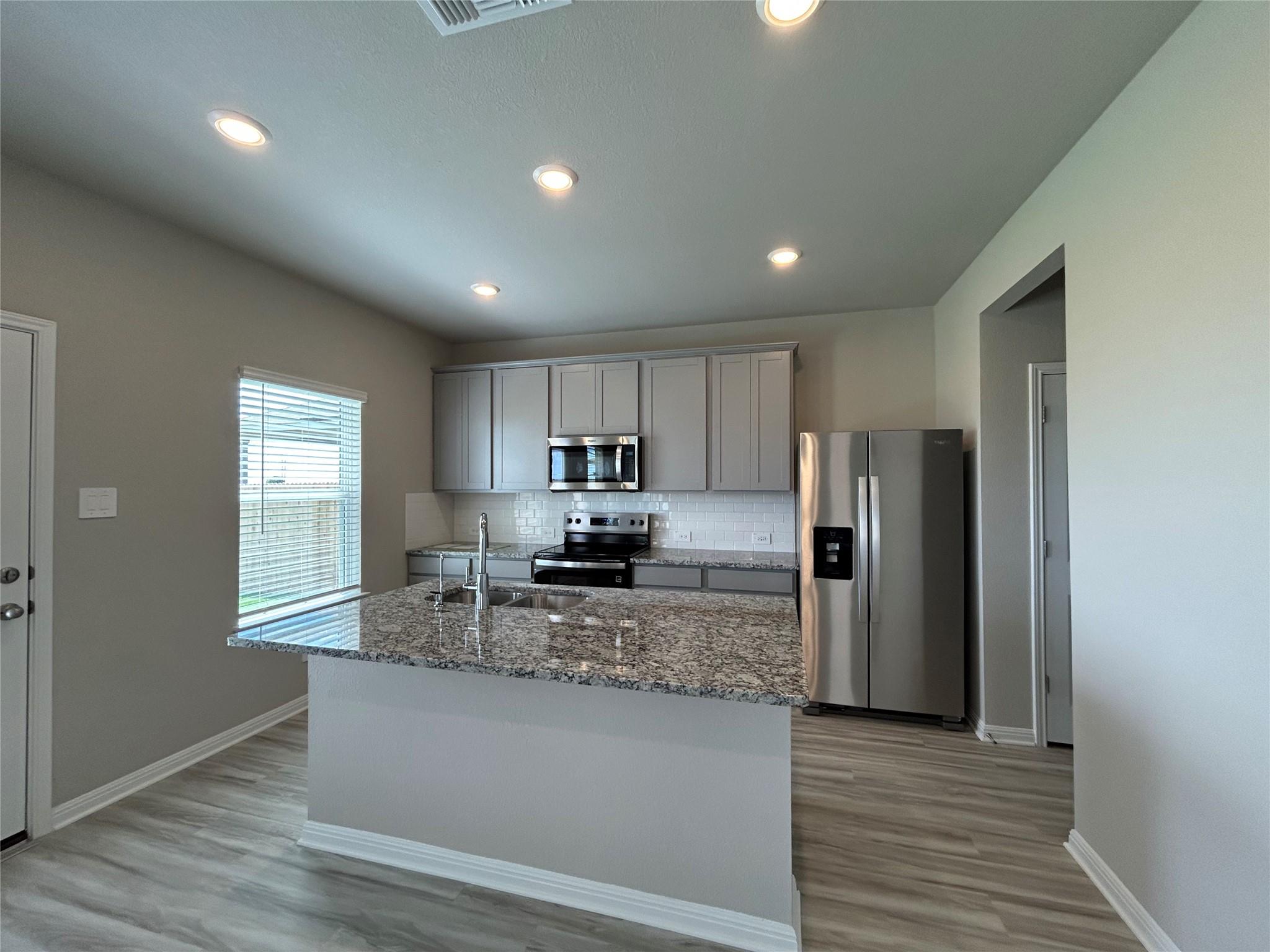 152 Honey Bee Rd, Jarrell, TX 76537