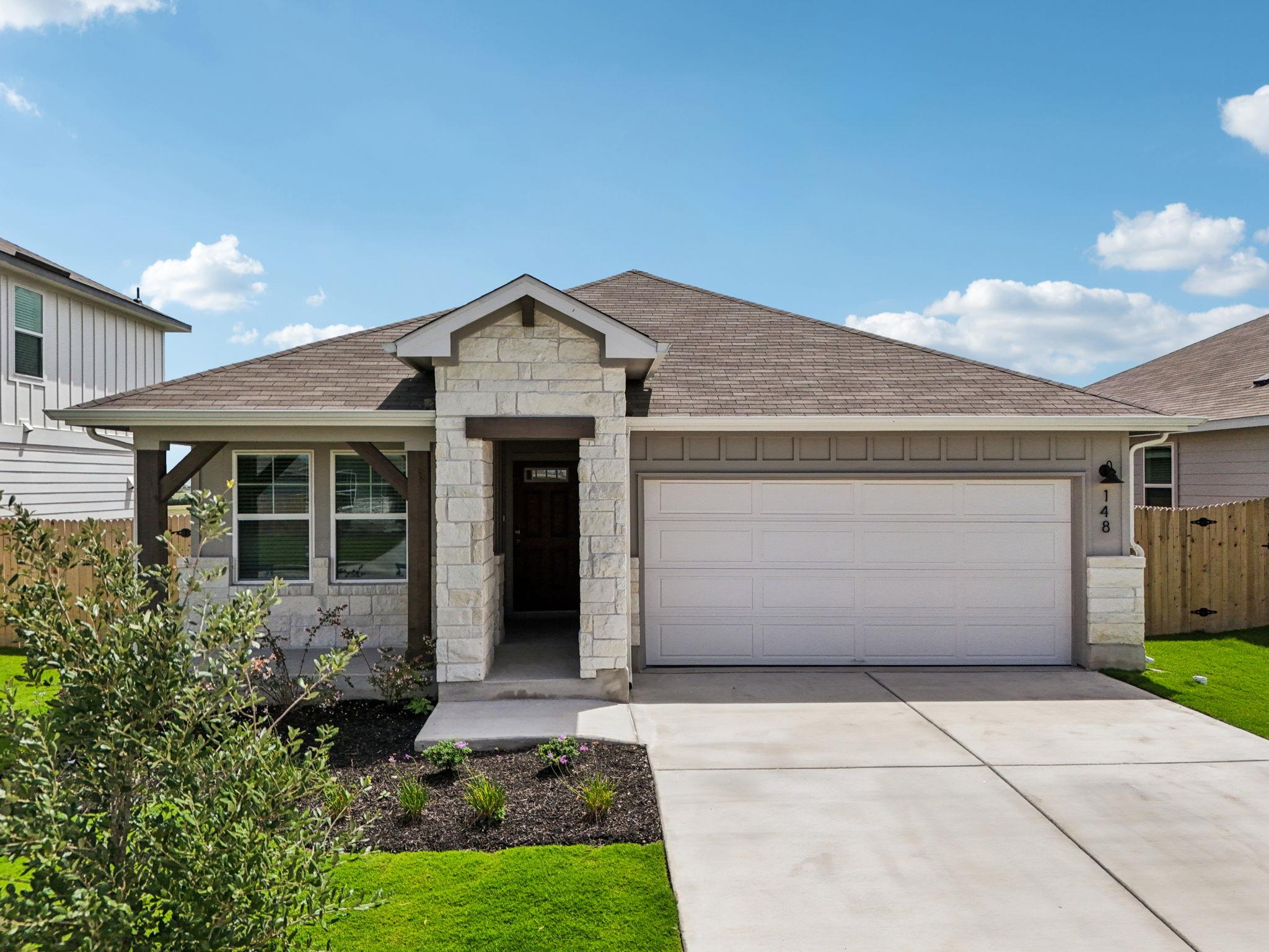 148 Honey Bee Rd, Jarrell, TX 76537