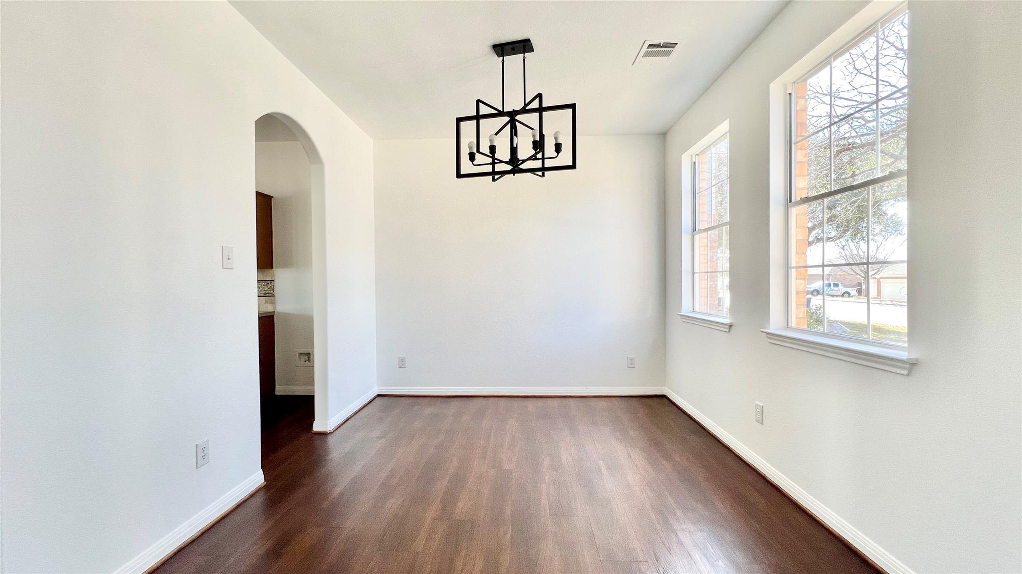 1102 Middle Brook Dr, Leander, TX 78641