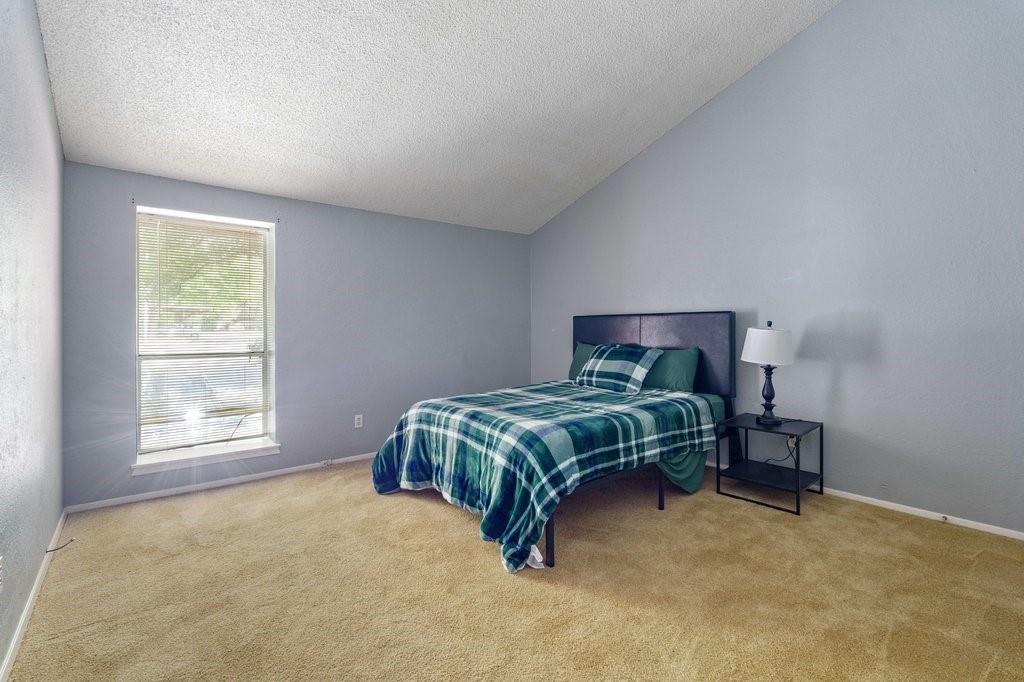6919 Ten Oaks Cir, Austin, TX 78744