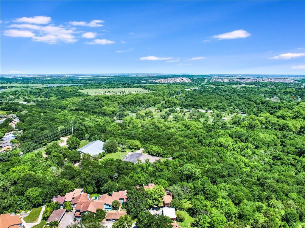 6919 Ten Oaks Cir, Austin, TX 78744