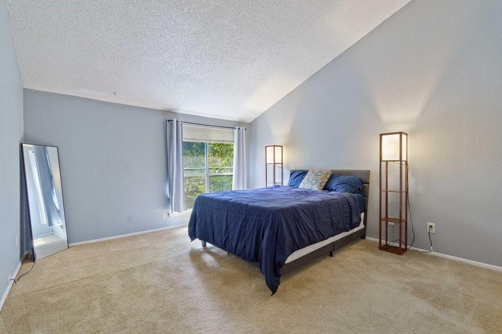 6919 Ten Oaks Cir, Austin, TX 78744