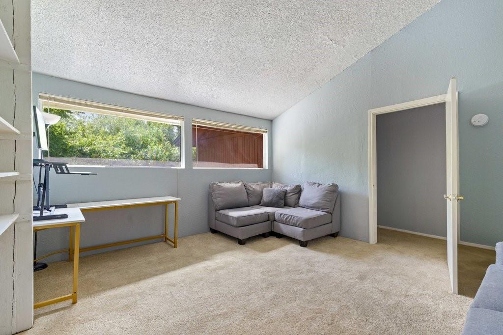 6919 Ten Oaks Cir, Austin, TX 78744