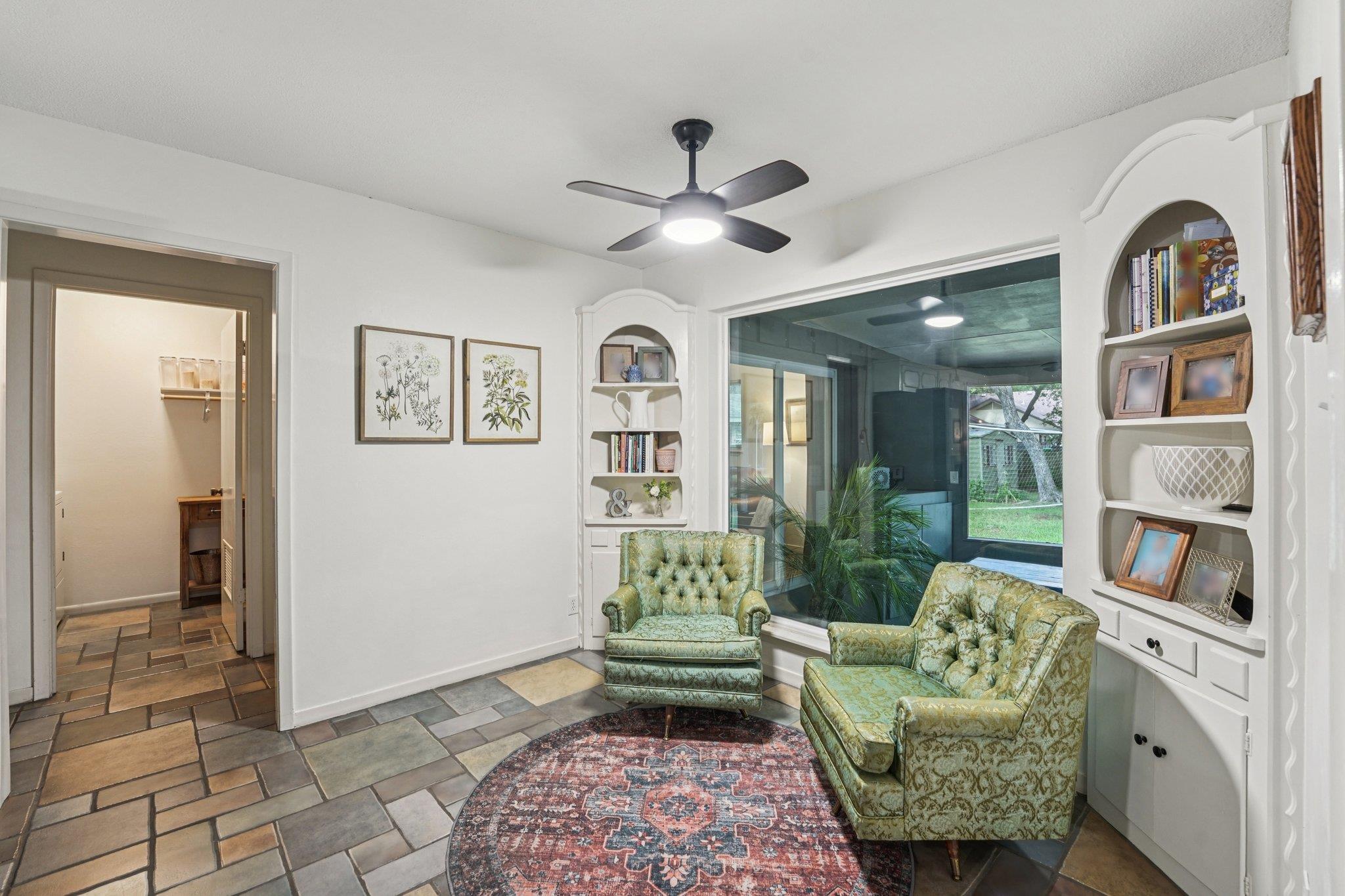 9503 Castlewood Dr, Austin, TX 78748