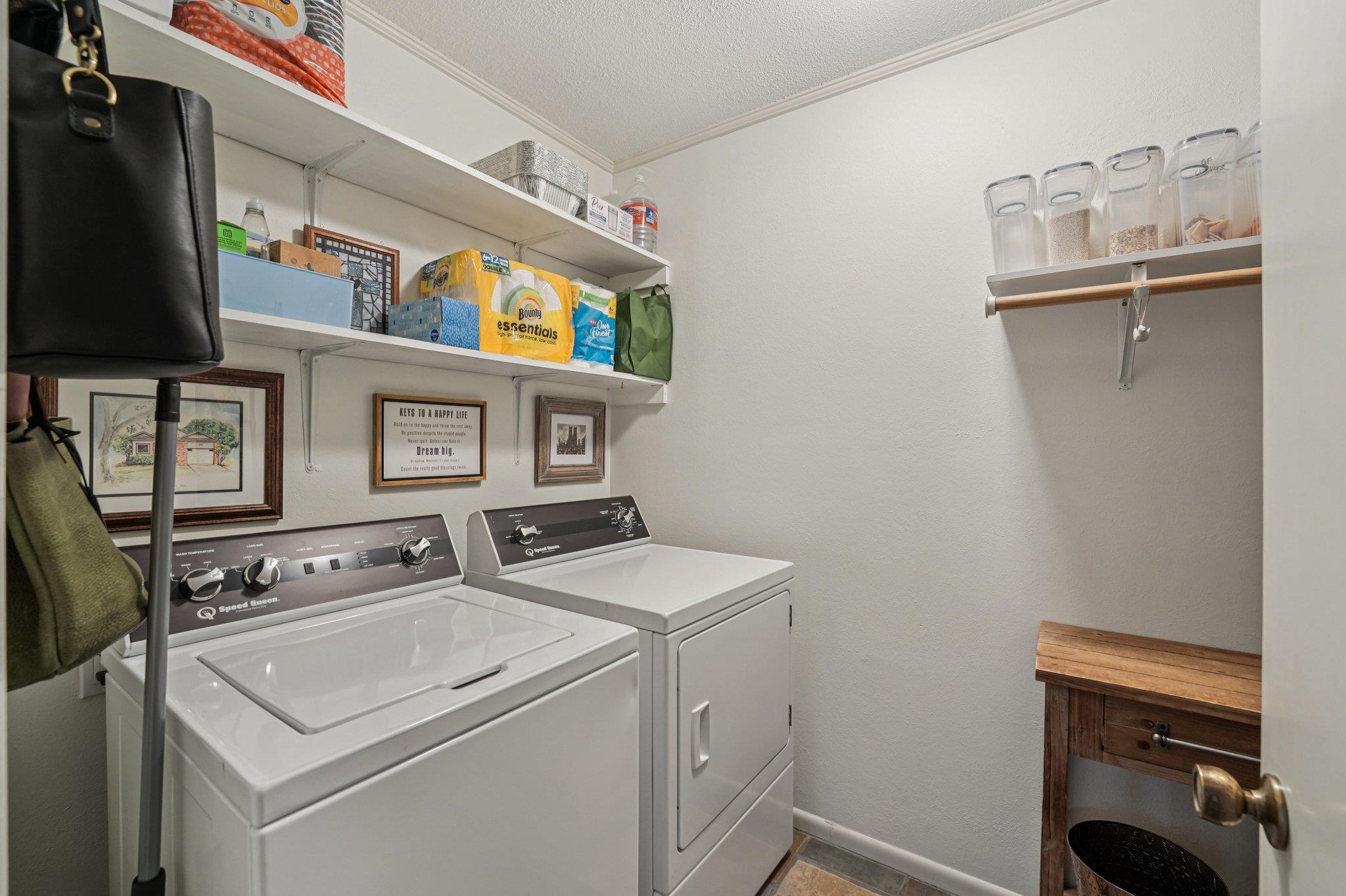 9503 Castlewood Dr, Austin, TX 78748