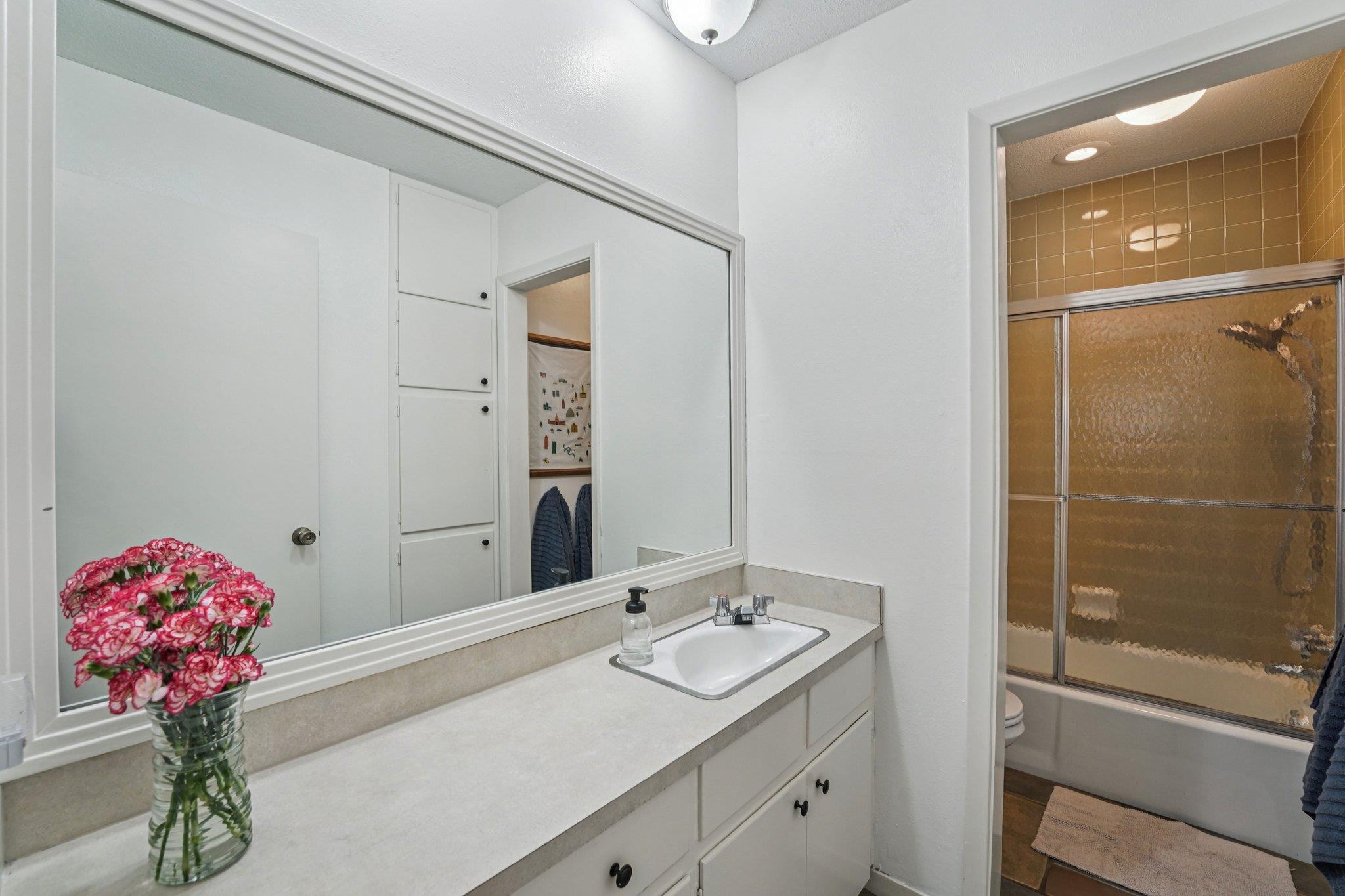 9503 Castlewood Dr, Austin, TX 78748