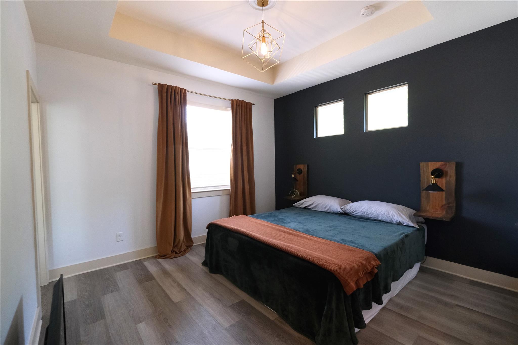 604 Allen St # 104, Austin, TX 78702