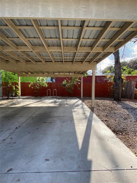 604 Allen St # 104, Austin, TX 78702