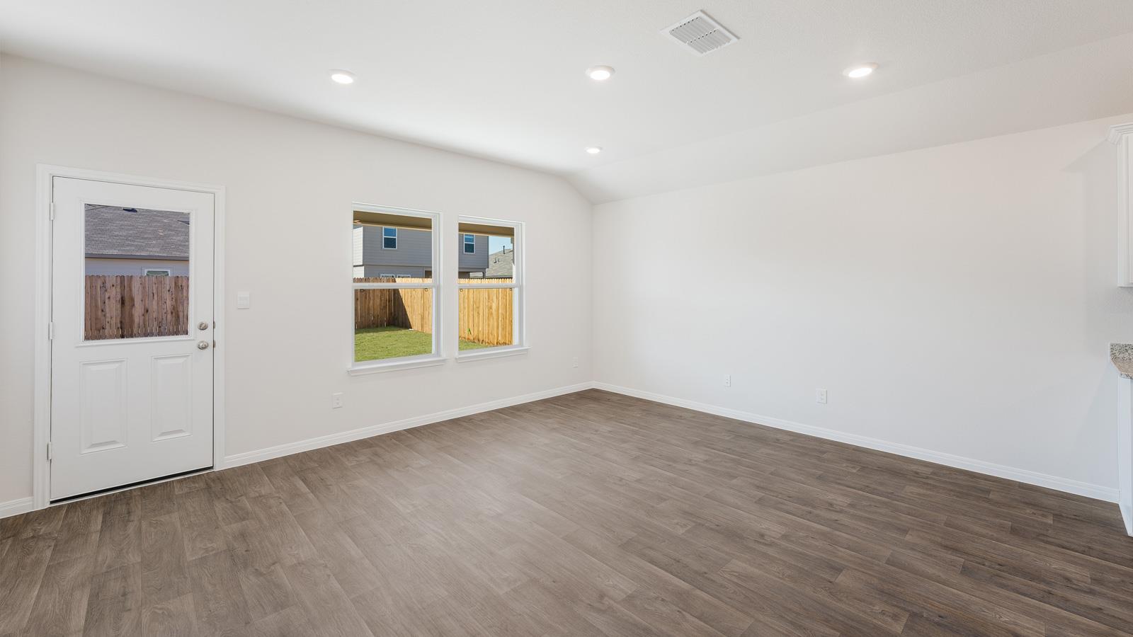 20417 Rosen Way, Manor, TX 78653