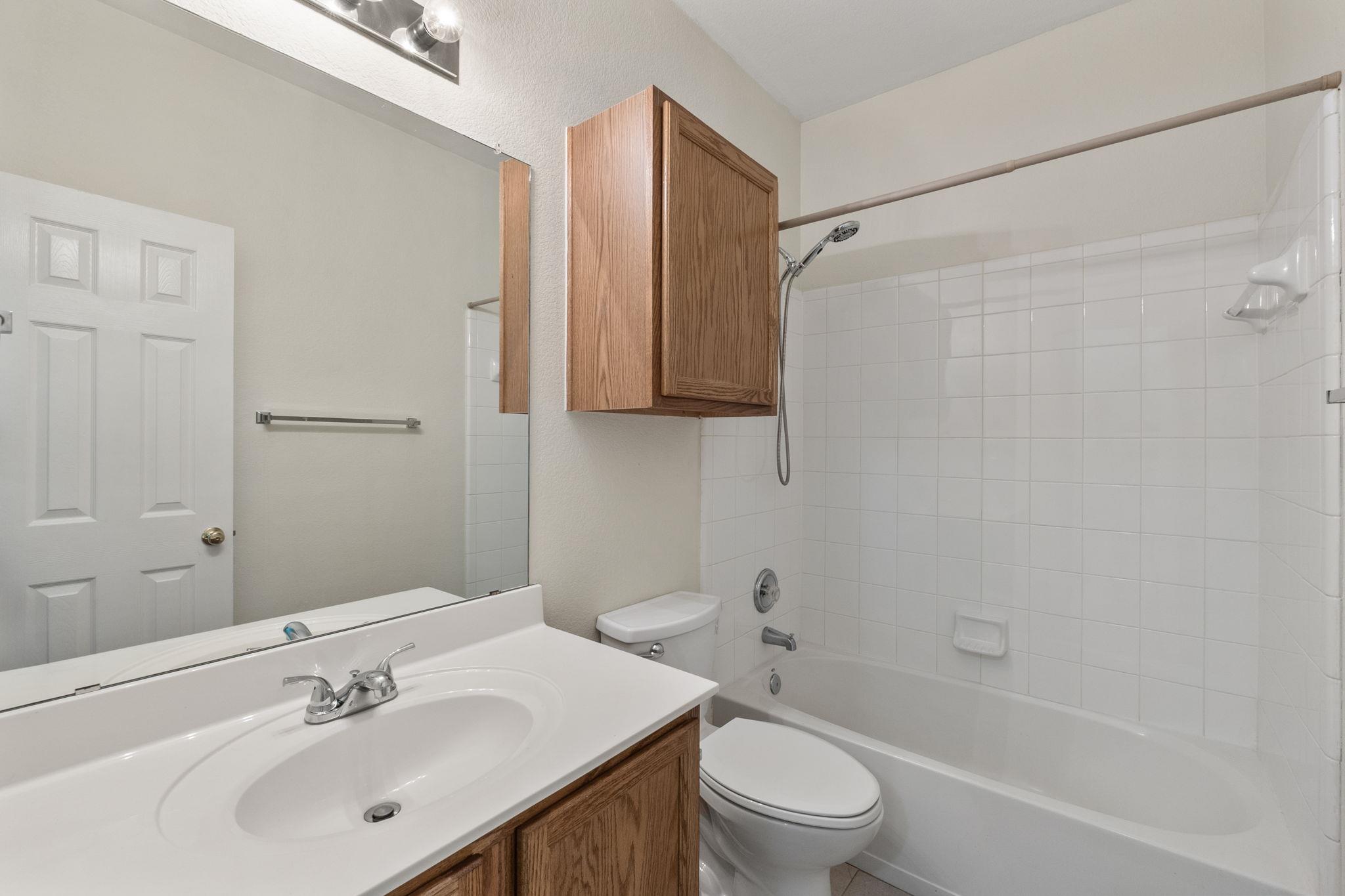 802 North Creek Blvd, Leander, TX 78641