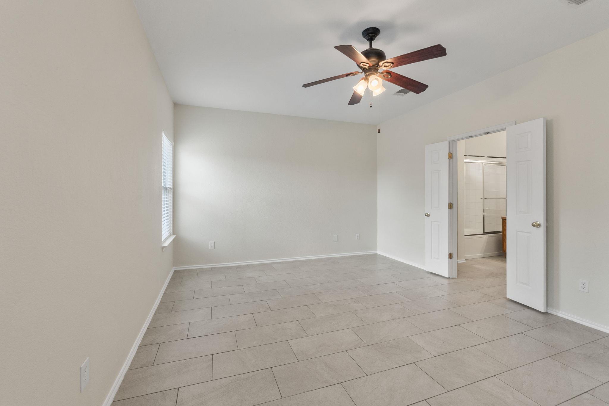 802 North Creek Blvd, Leander, TX 78641