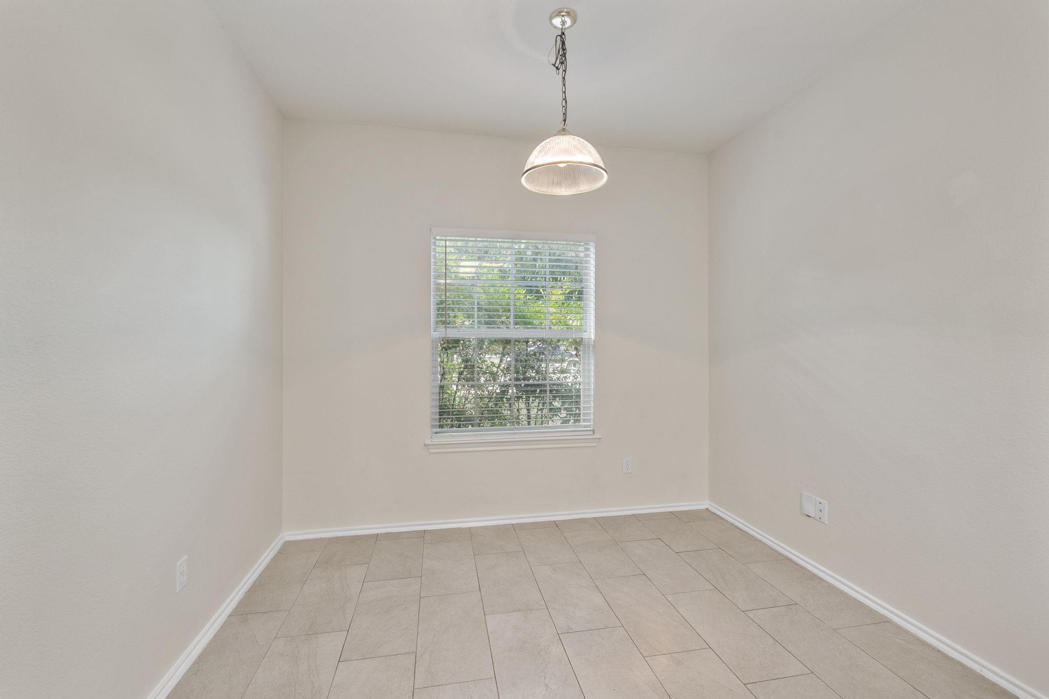 802 North Creek Blvd, Leander, TX 78641