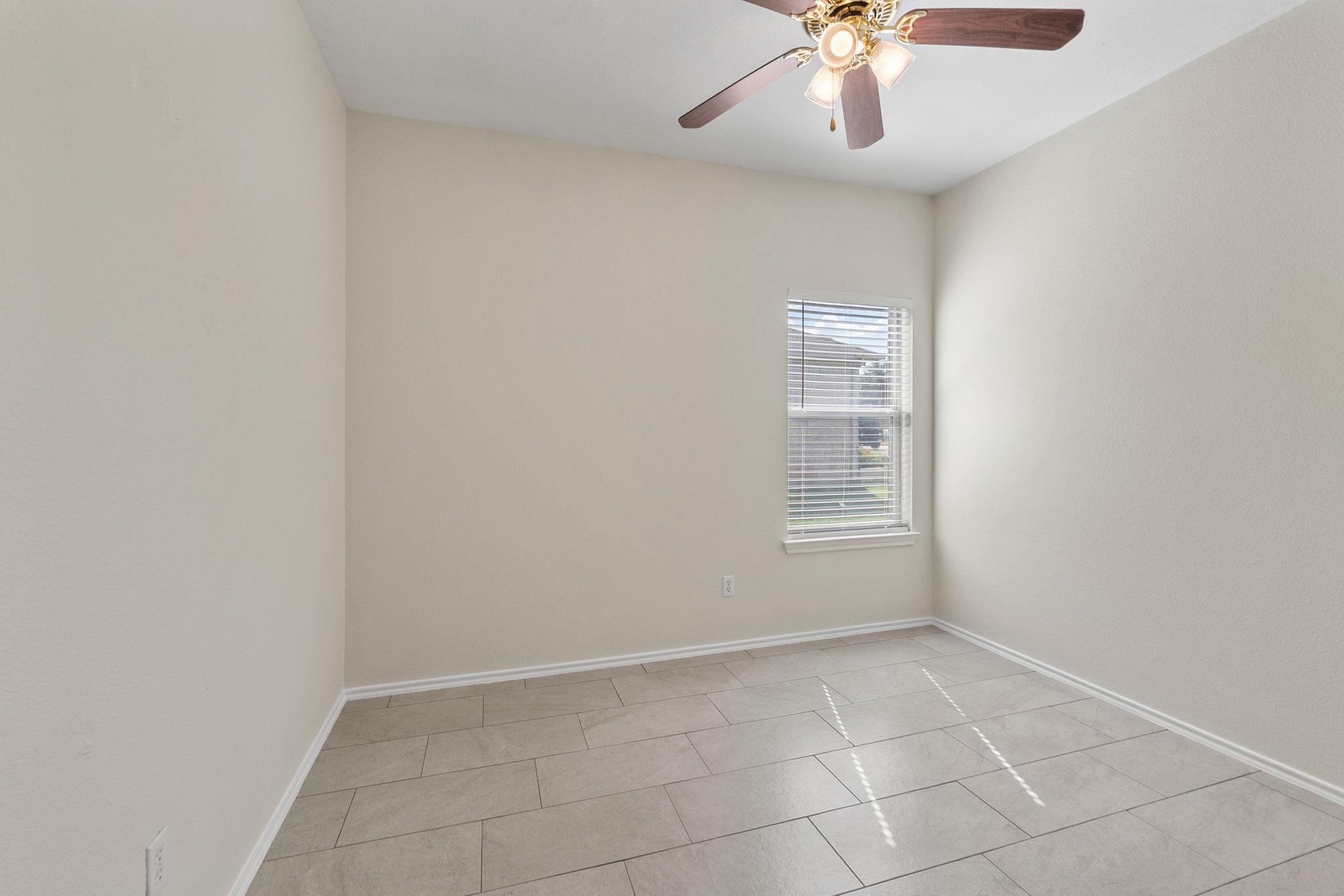 802 North Creek Blvd, Leander, TX 78641
