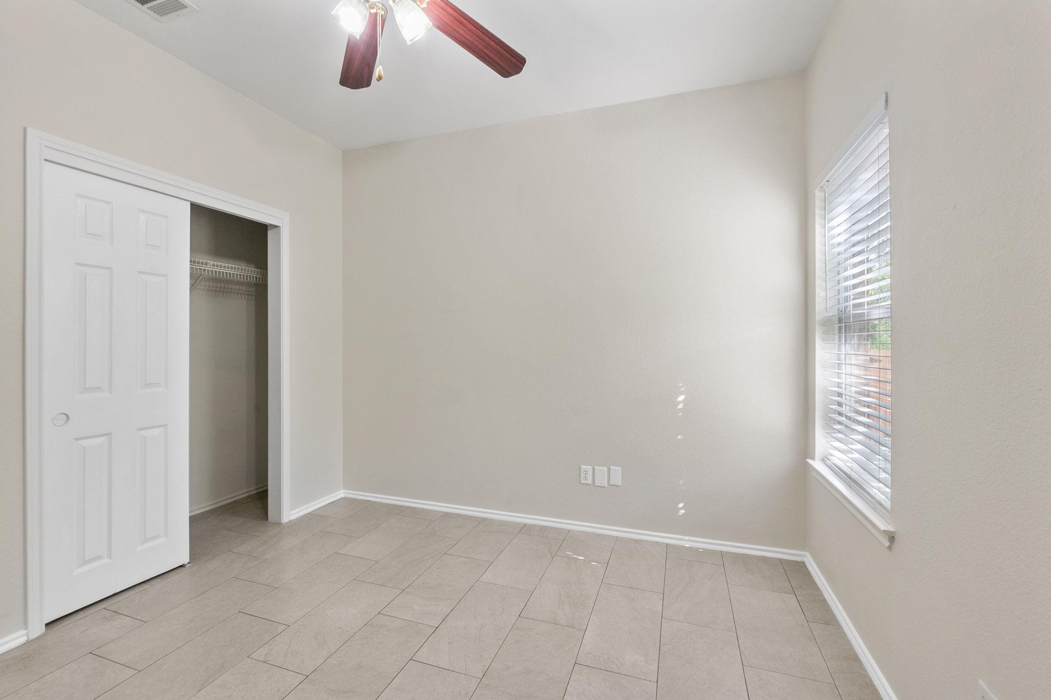 802 North Creek Blvd, Leander, TX 78641
