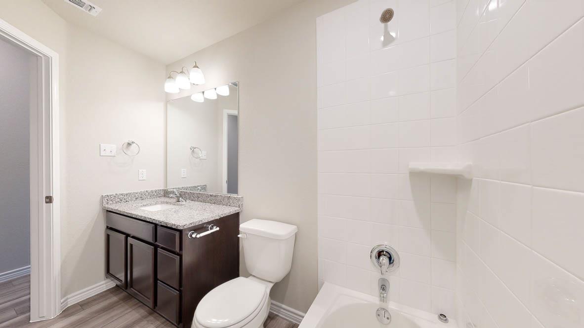 600 Sydney Blvd, Thorndale, TX 76577