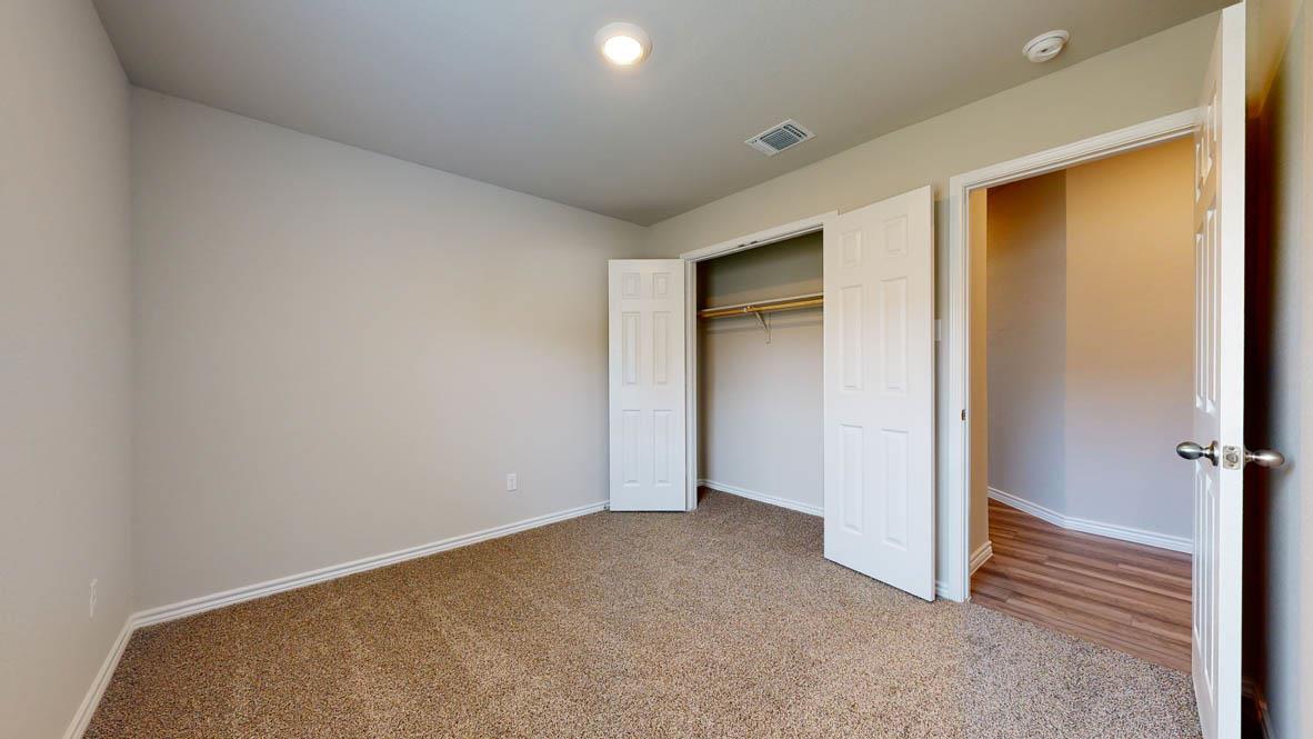 600 Sydney Blvd, Thorndale, TX 76577