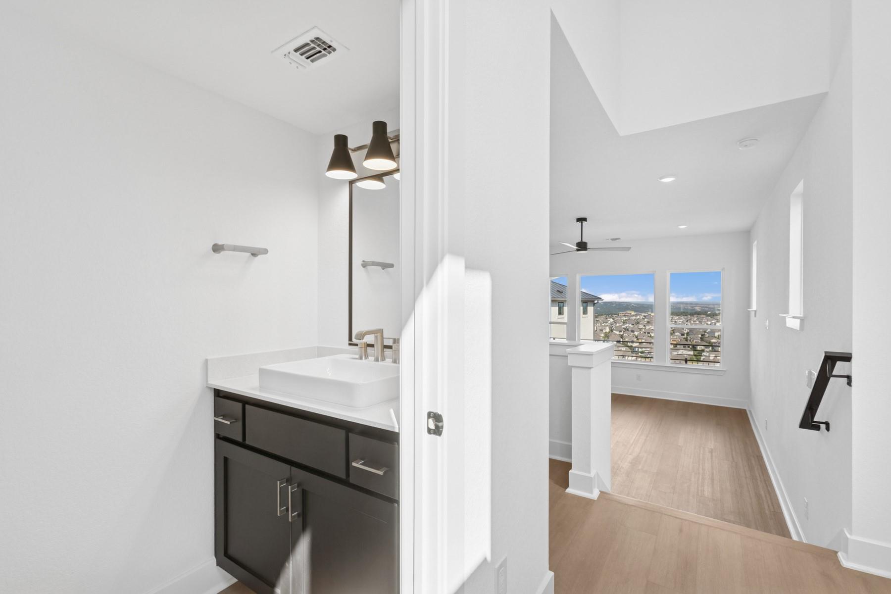 16 Maybury Way, Lakeway, TX 78738