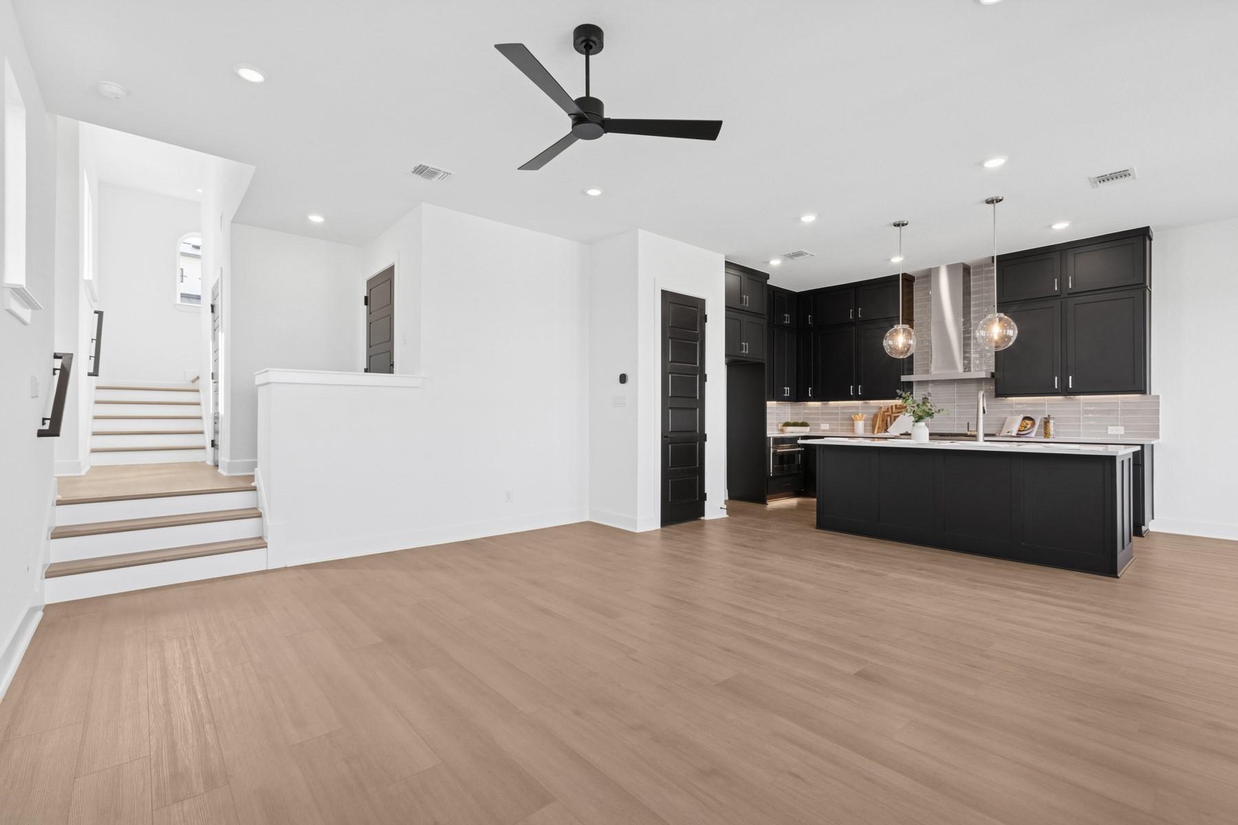 16 Maybury Way, Lakeway, TX 78738