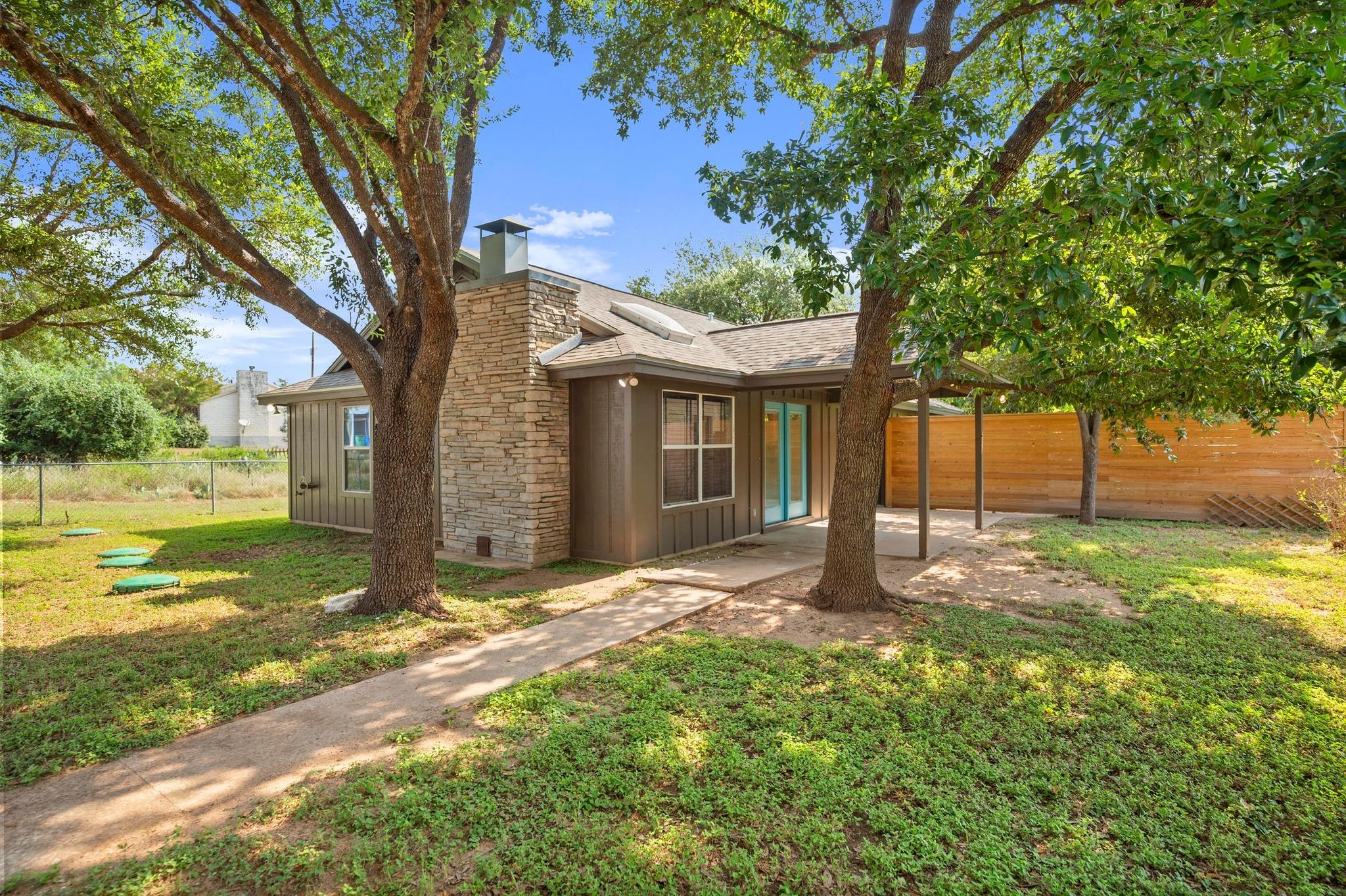 1601 West Ln # A, Austin, TX 78732