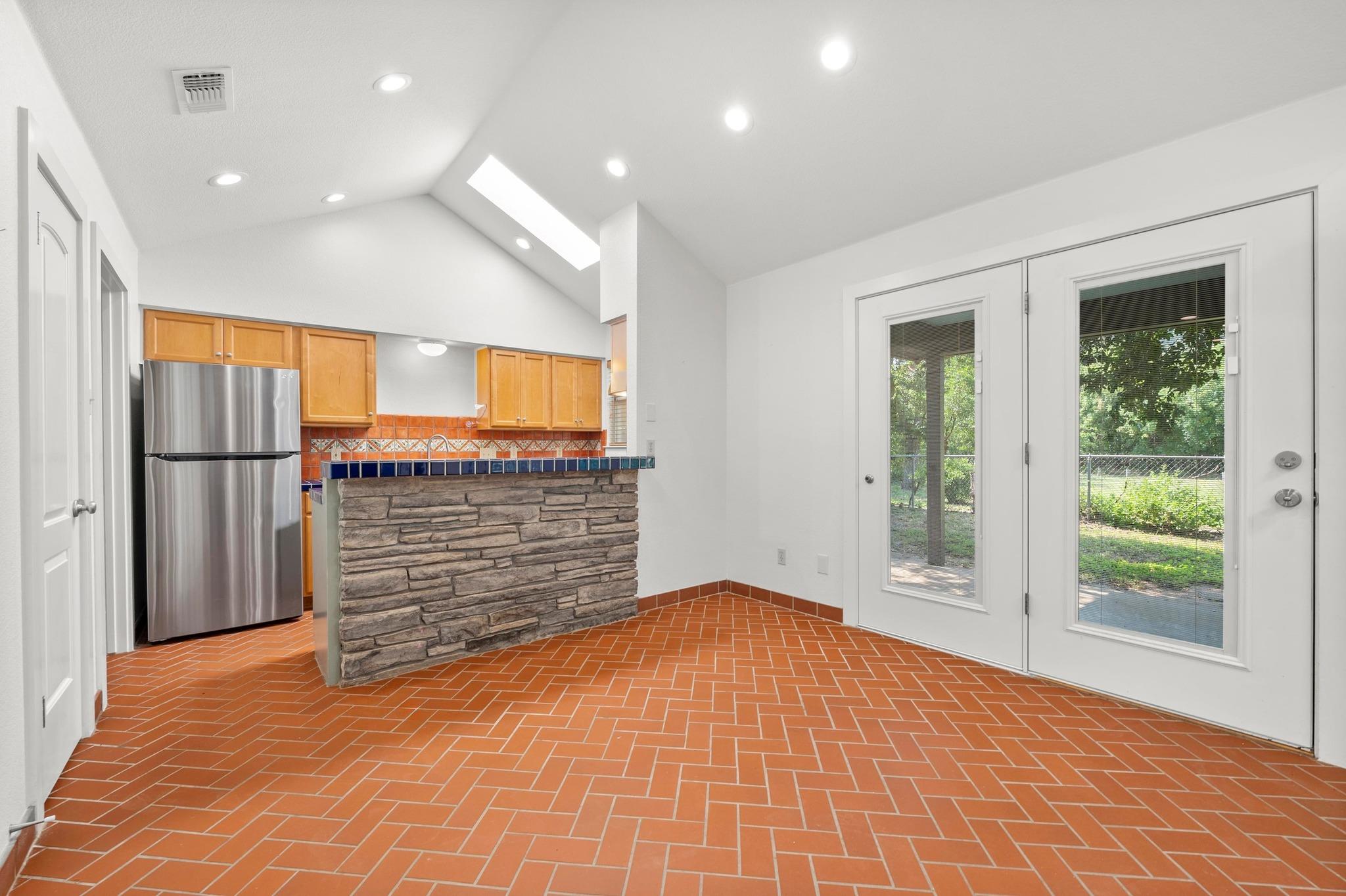 1601 West Ln # A, Austin, TX 78732