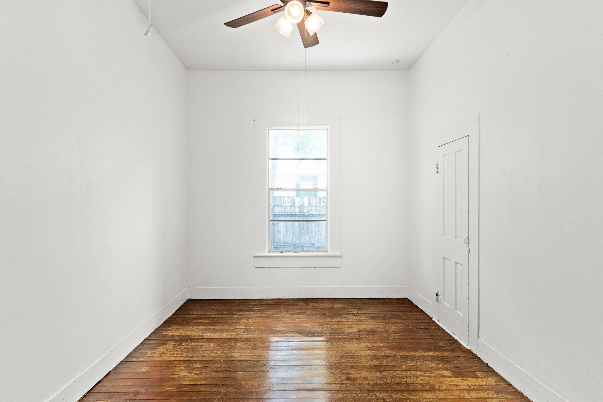 102 S Western Ave, Lampasas, TX 76550