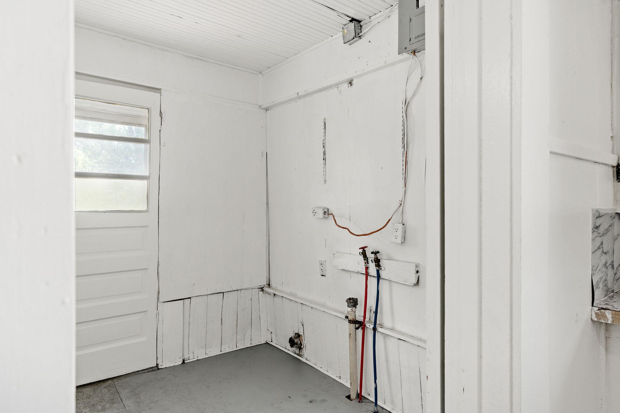 102 S Western Ave, Lampasas, TX 76550