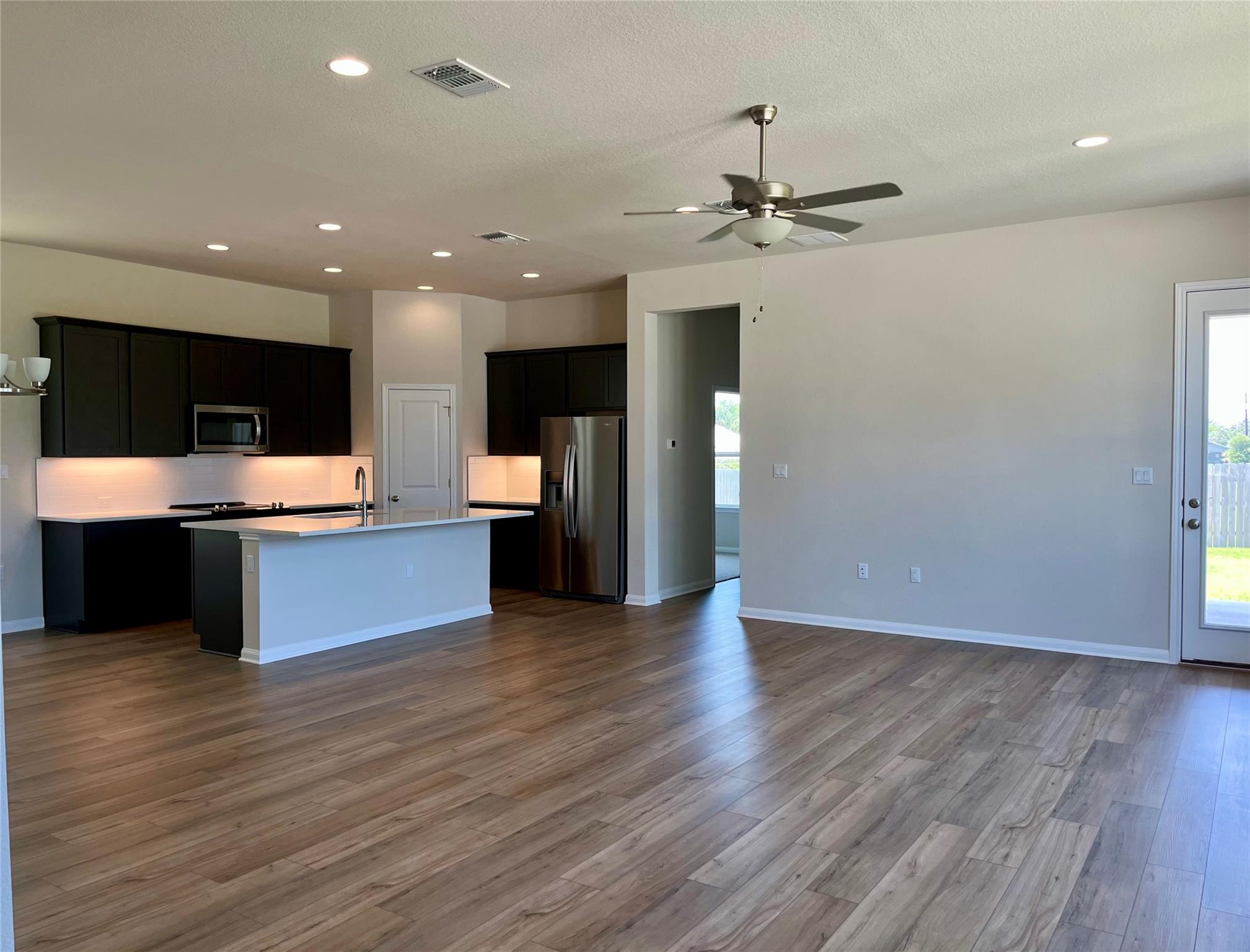 320 Creek Rd # 105, Dripping Springs, TX 78620