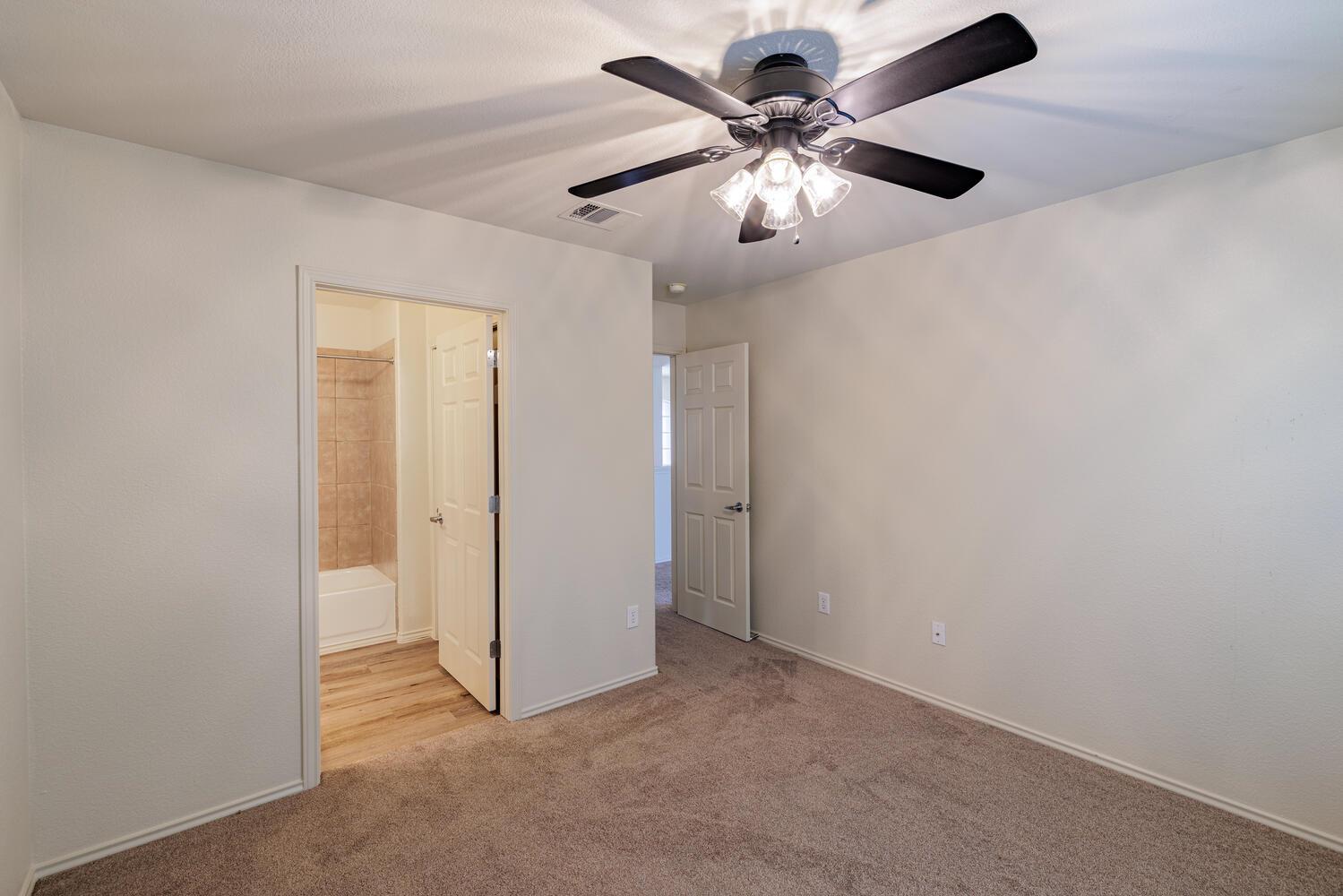 2632 Century Park Blvd # 18, Austin, TX 78727