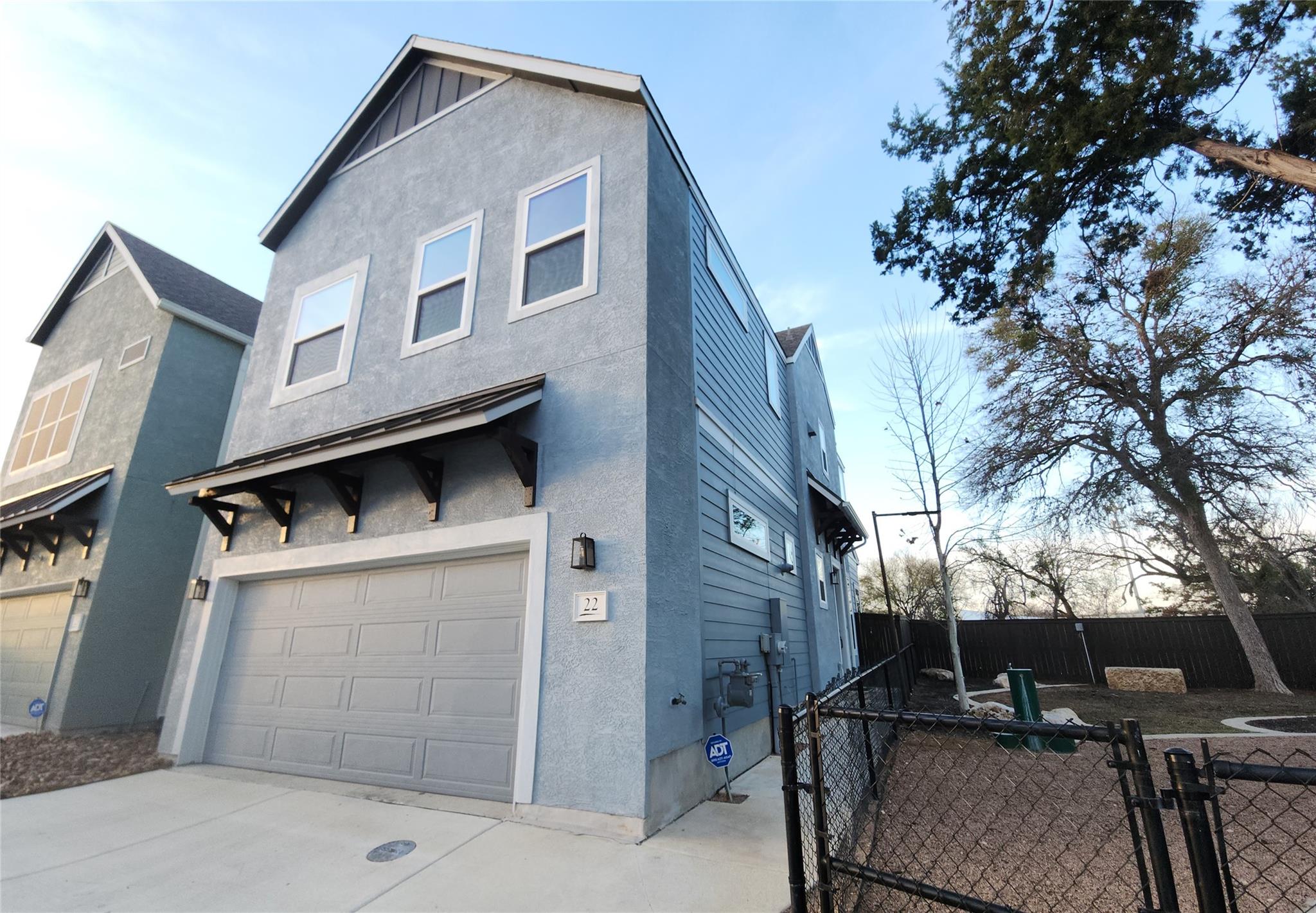 5843 Whitby Rd # 22, San Antonio, TX 78240