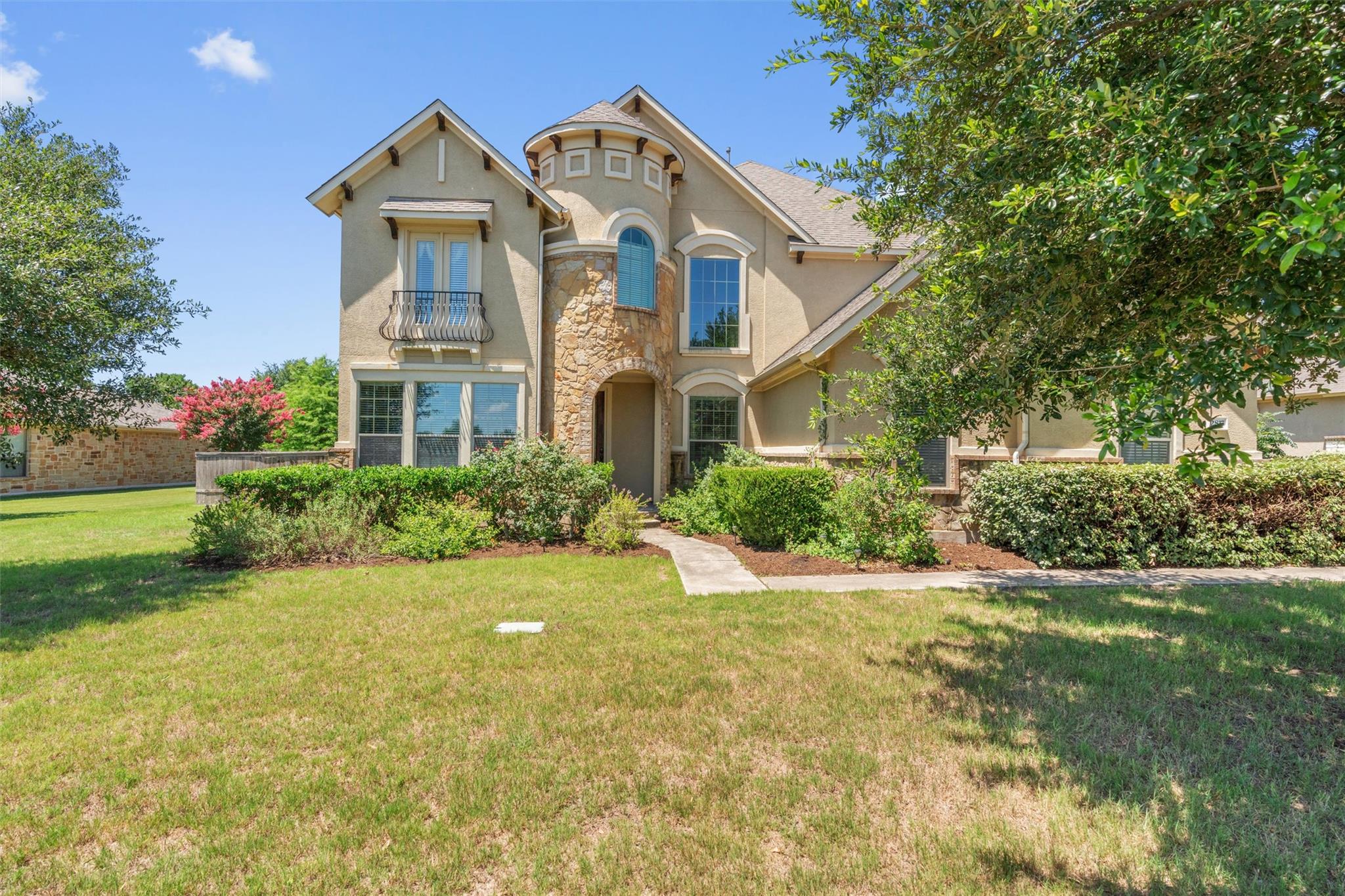 2817 Bear Springs Trl, Austin, TX 78748