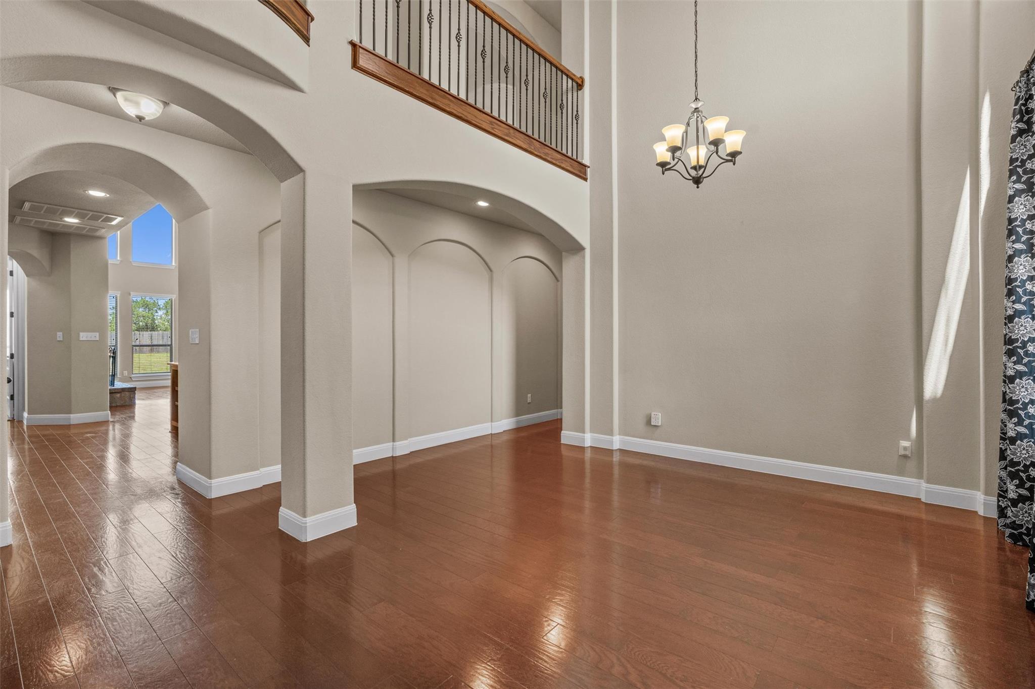 2817 Bear Springs Trl, Austin, TX 78748