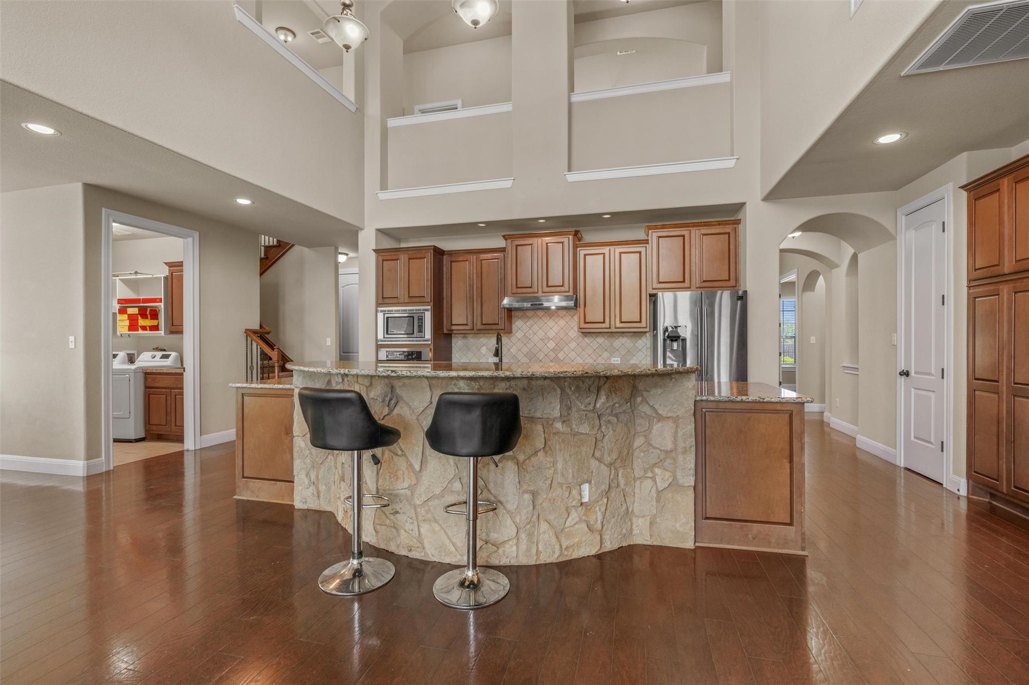 2817 Bear Springs Trl, Austin, TX 78748