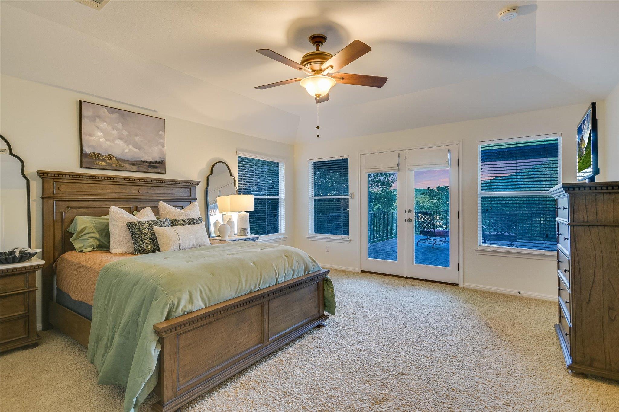 17120 Northlake Hills Dr, Jonestown, TX 78645