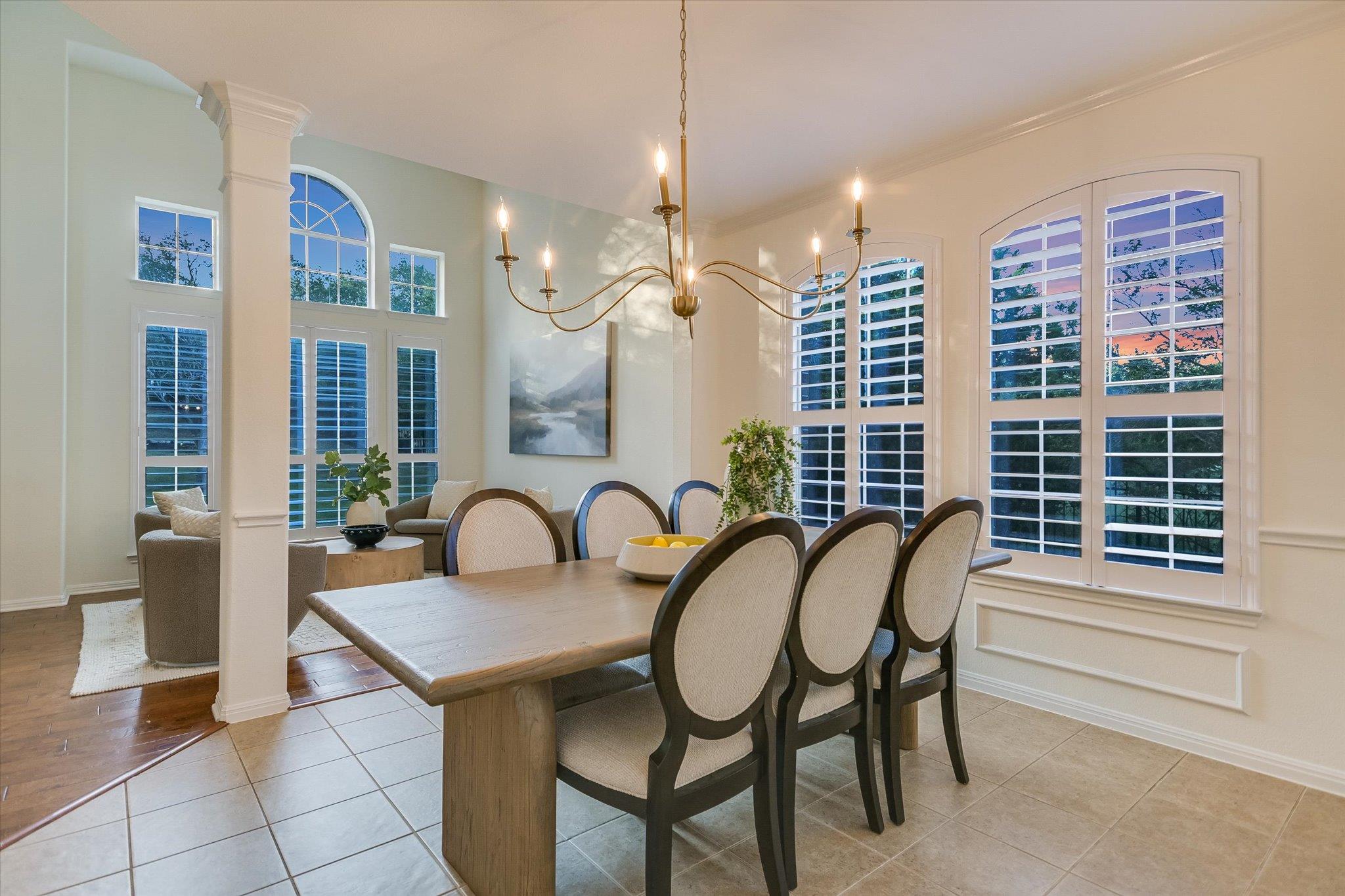 17120 Northlake Hills Dr, Jonestown, TX 78645