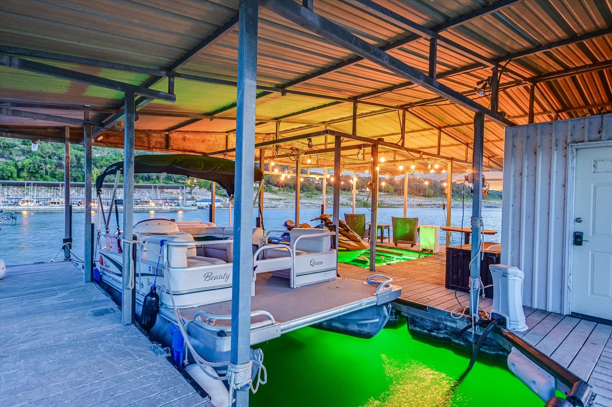 17120 Northlake Hills Dr, Jonestown, TX 78645