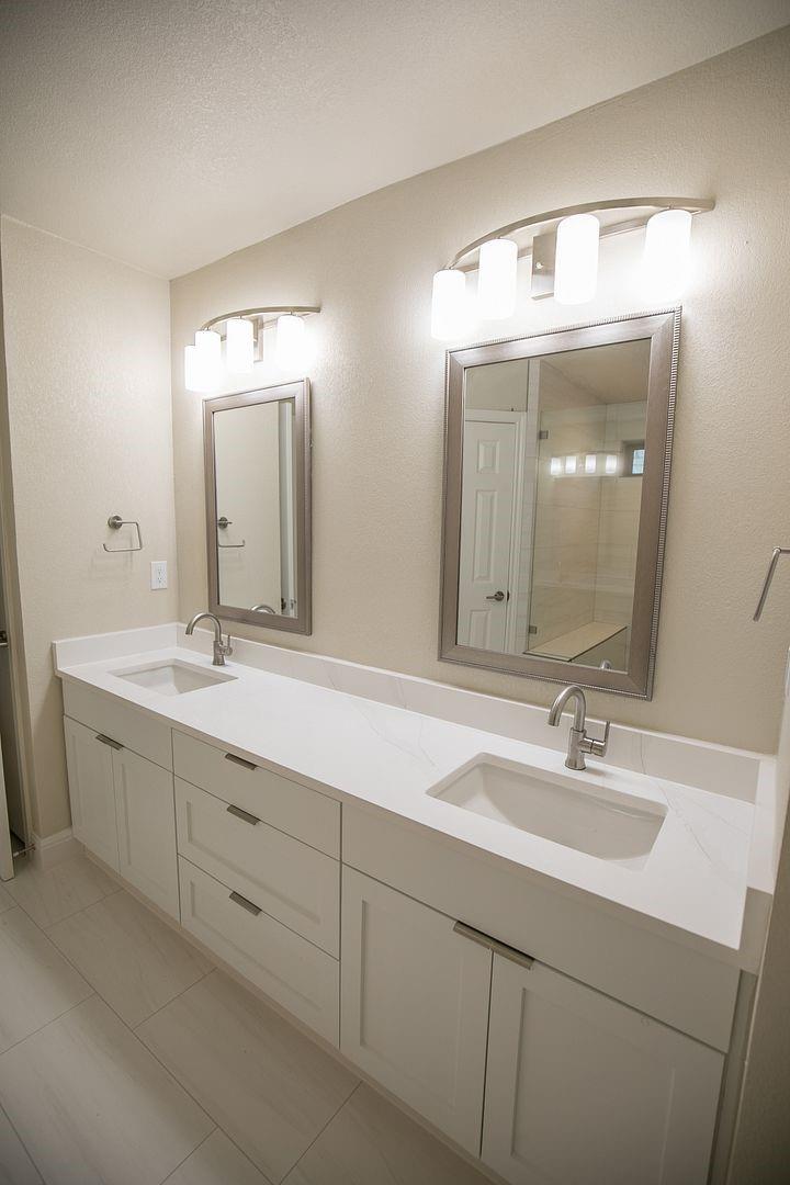 10509 Scotland Well Dr, Austin, TX 78750